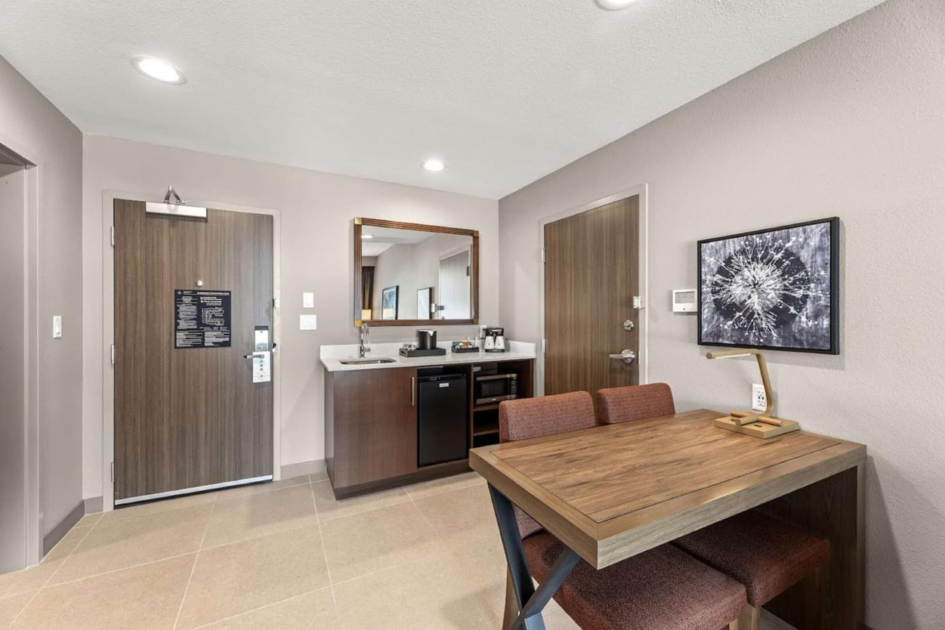 Embassy Suites By Hilton Irving Las Colinas gallery photo in Irving, TX — image 14