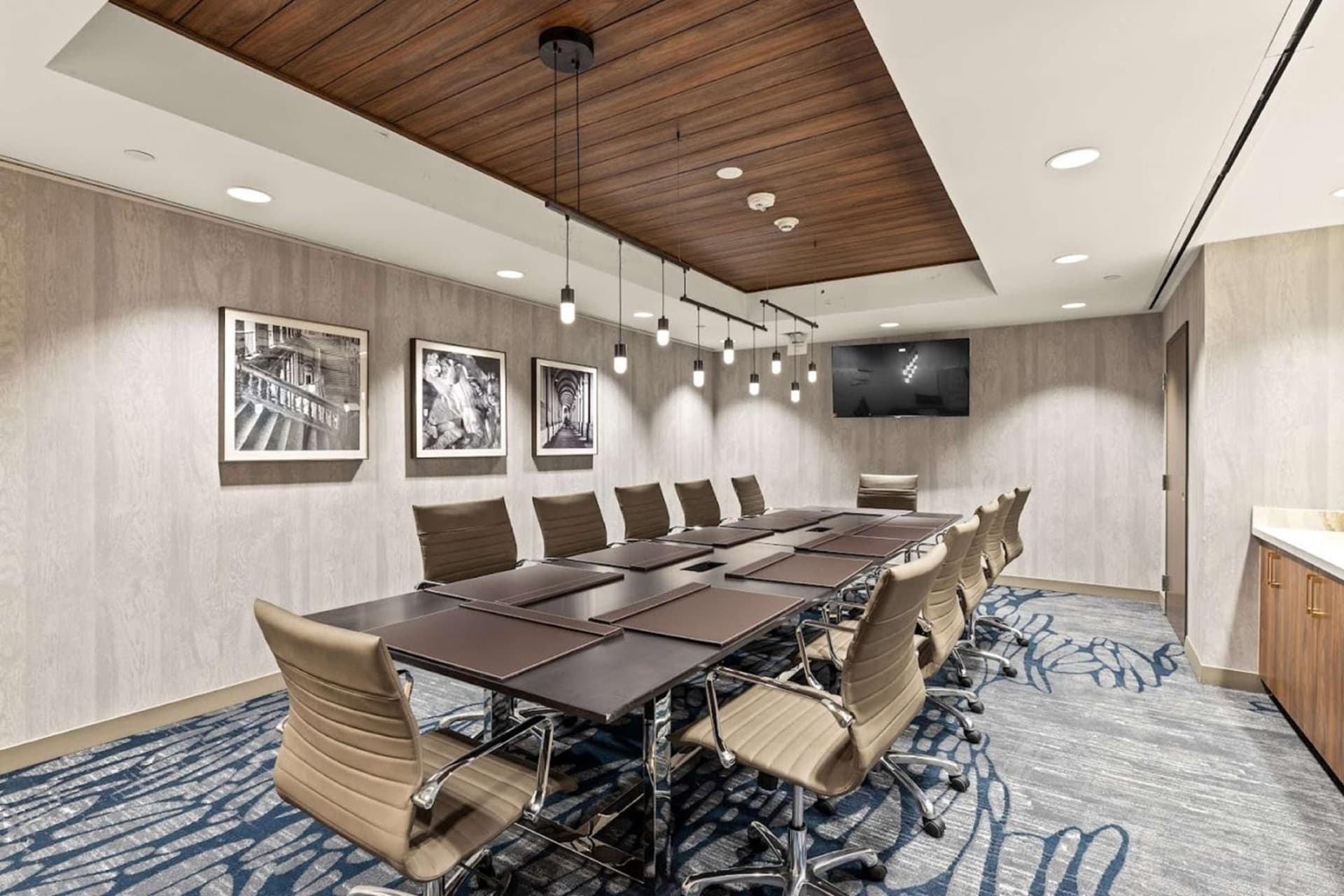 Embassy Suites By Hilton Irving Las Colinas gallery photo in Irving, TX — image 43