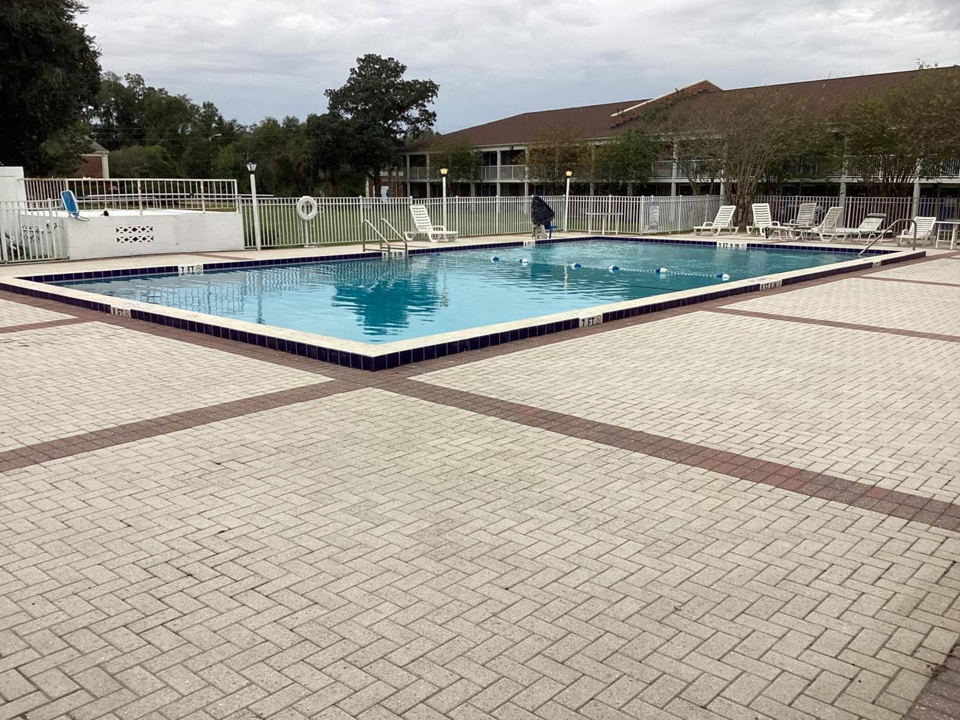 Motel 6-Ocala, FL - Conference Center gallery photo in Ocala Ridge, FL — image 15