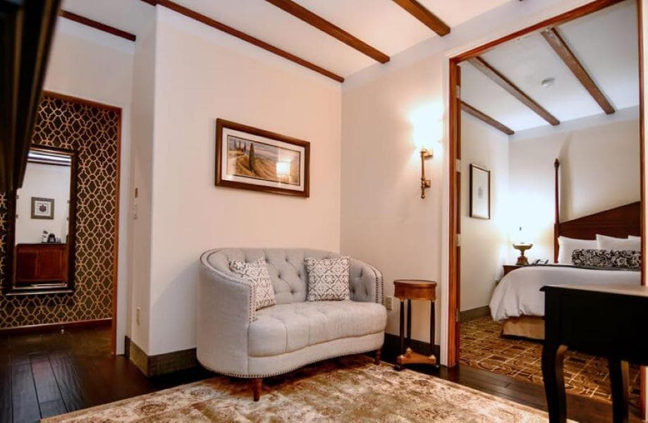 Brand Plaza Hotel gallery photo in Glendale, CA — image 20