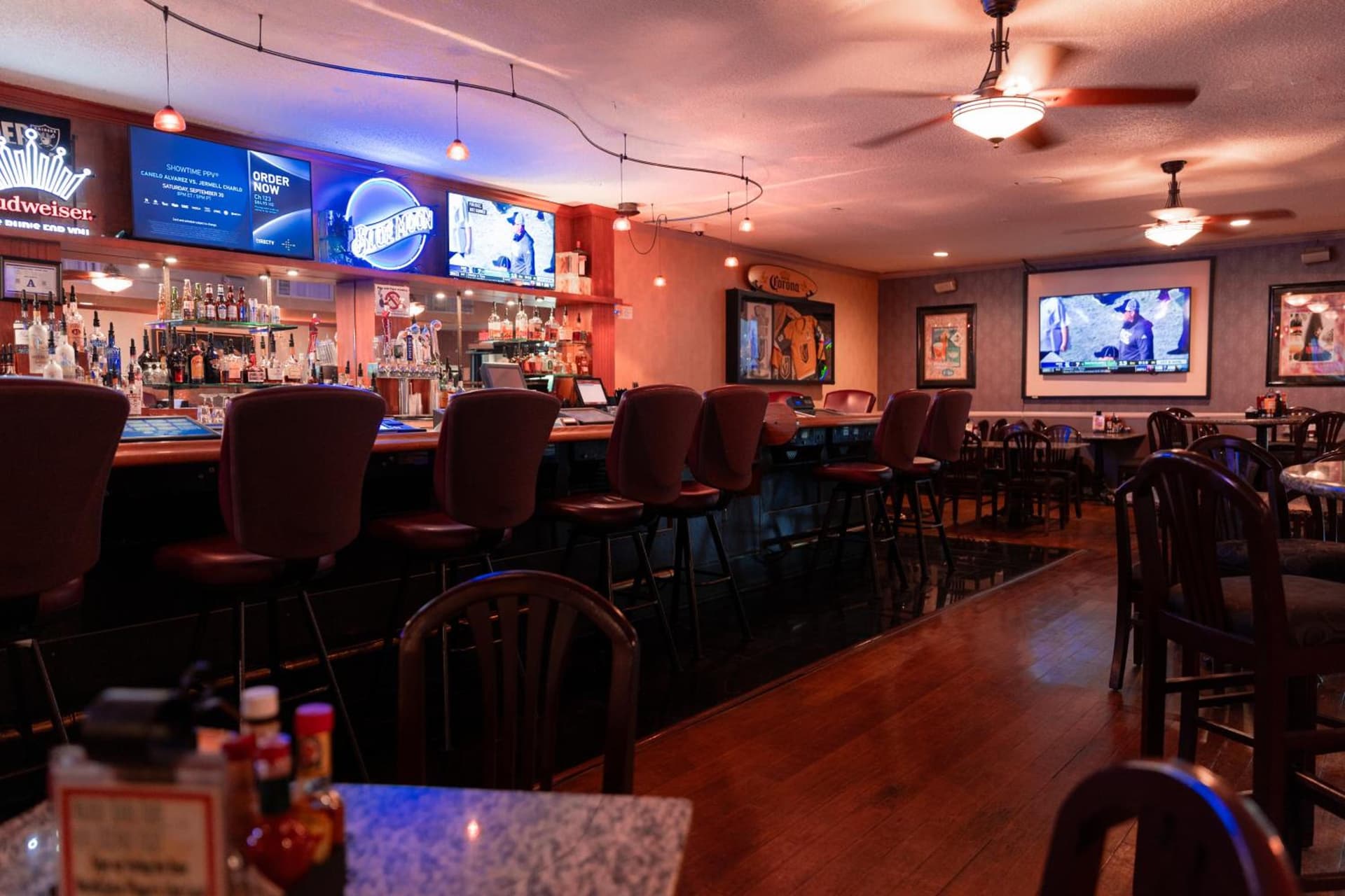 Mardi Gras Hotel & Casino gallery photo in Las Vegas, NV — image 38