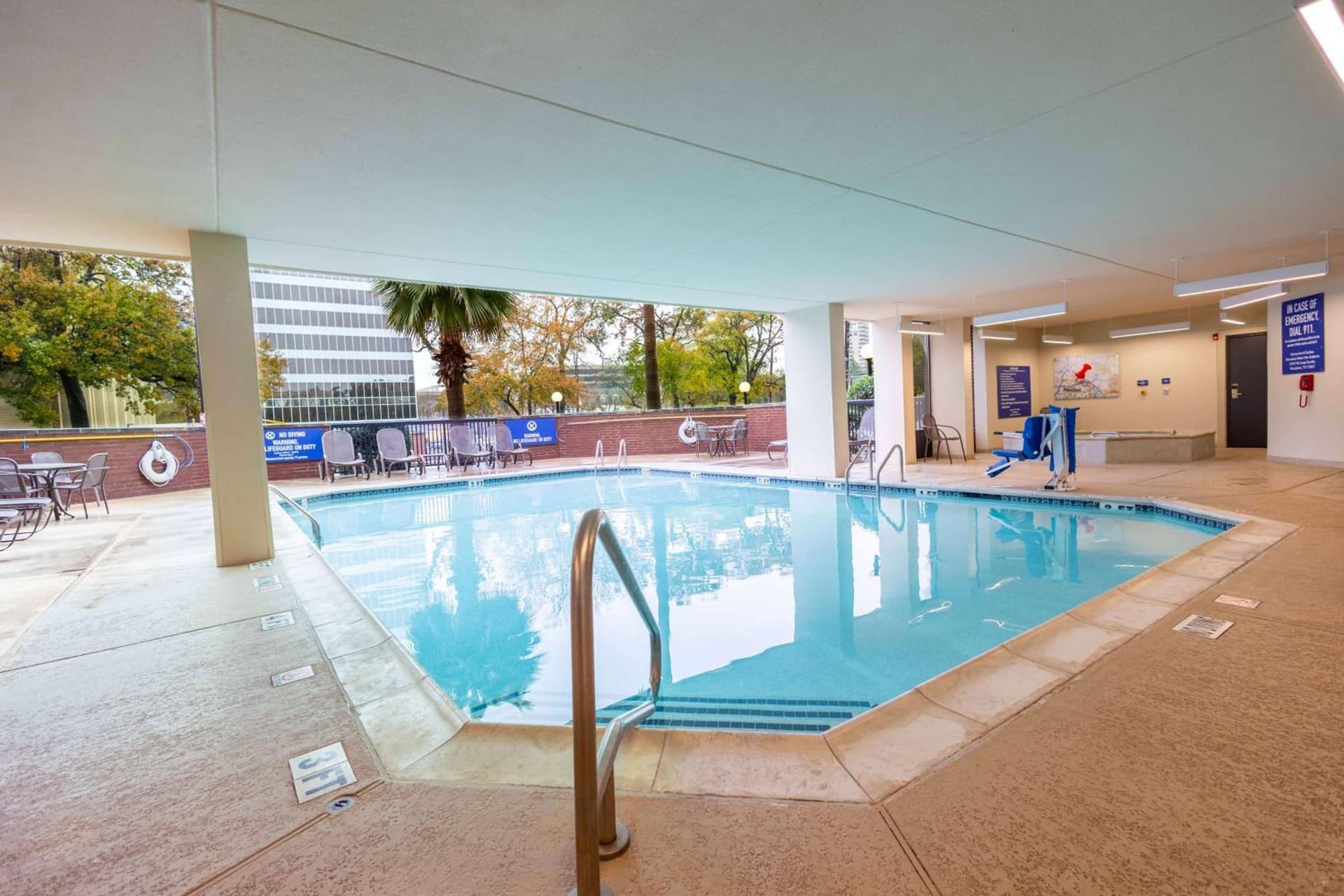 Drury Inn & Suites Houston Galleria gallery photo in Houston, TX — image 27