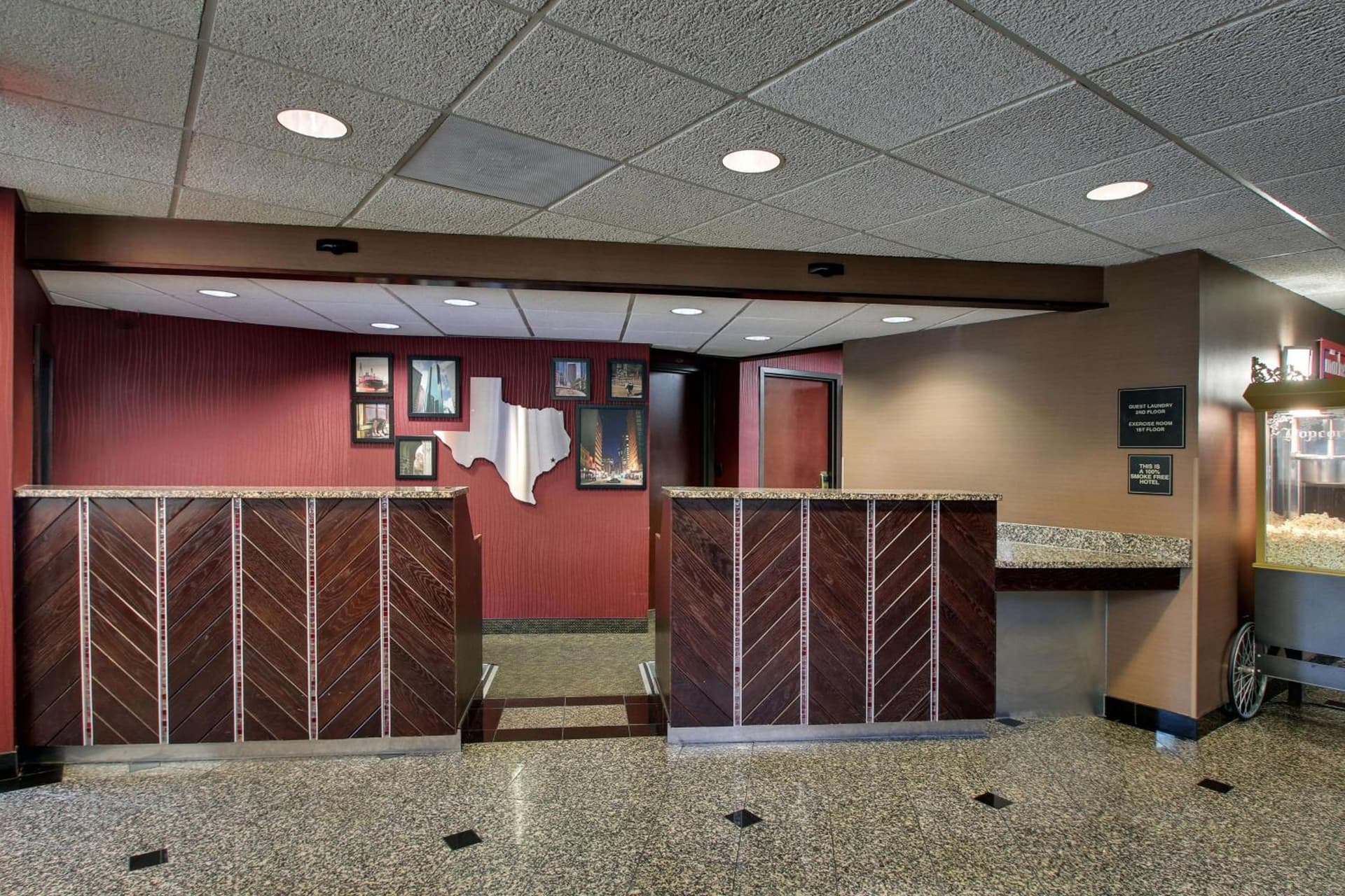 Heritage Inn & Suites The Woodlands, Trademark by Wyndham gallery photo in The Woodlands, TX — image 8