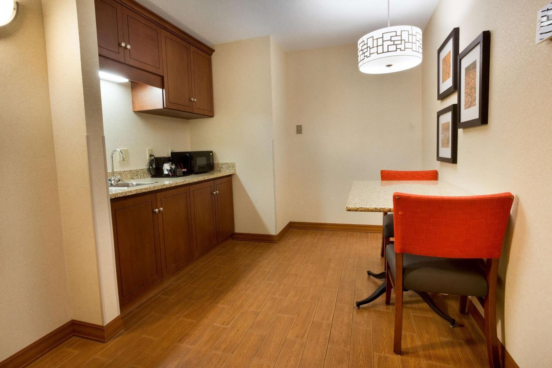 Drury Inn & Suites Dayton North gallery photo in Dayton, OH — image 23