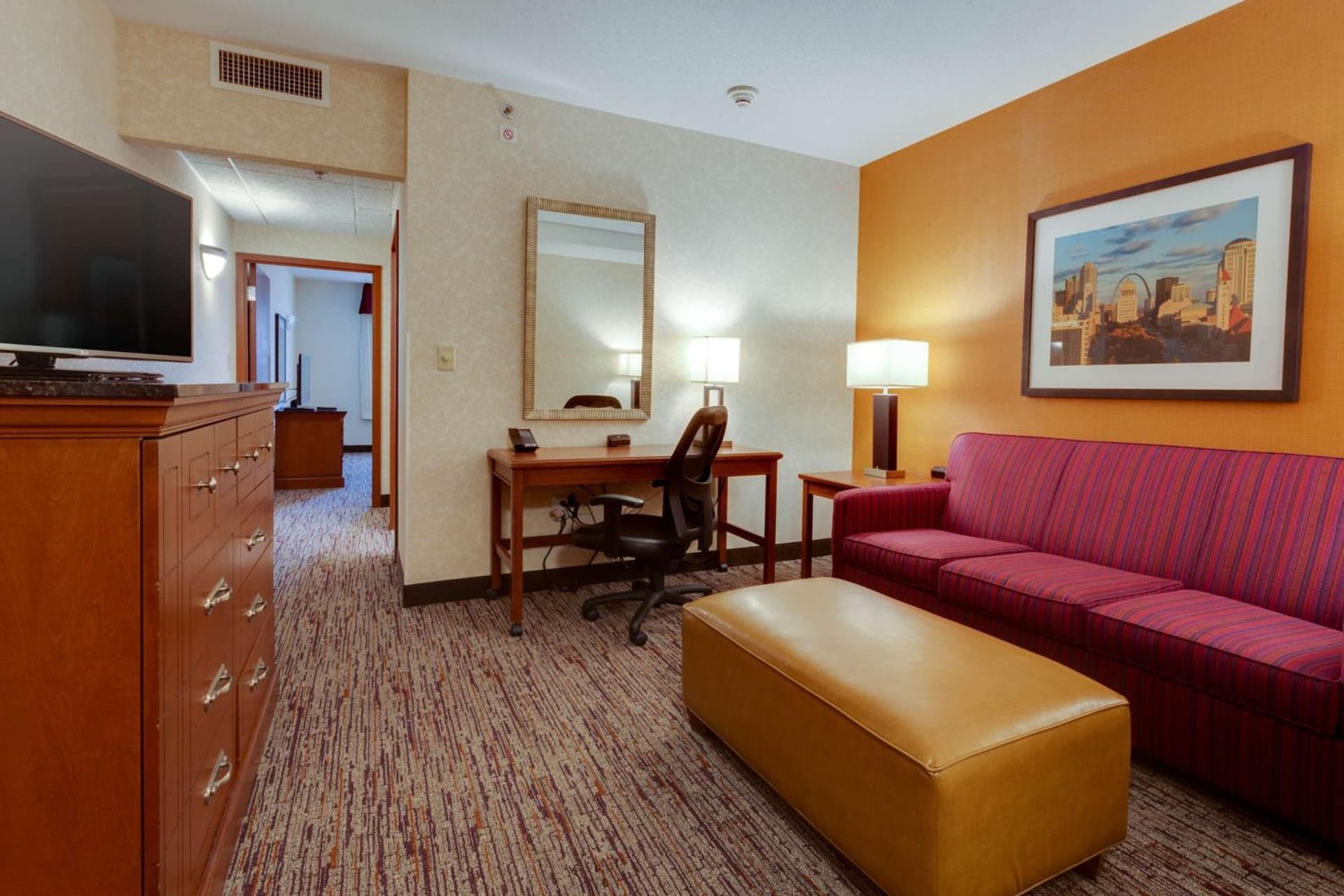 Drury Inn & Suites St. Louis Forest Park property views in Saint Louis, MO — gallery photo 3