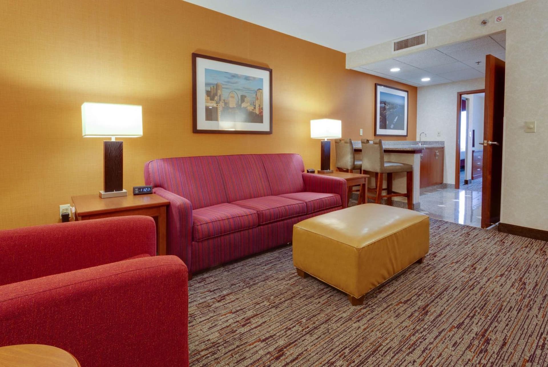 Drury Inn & Suites St. Louis Forest Park gallery photo in Saint Louis, MO — image 19