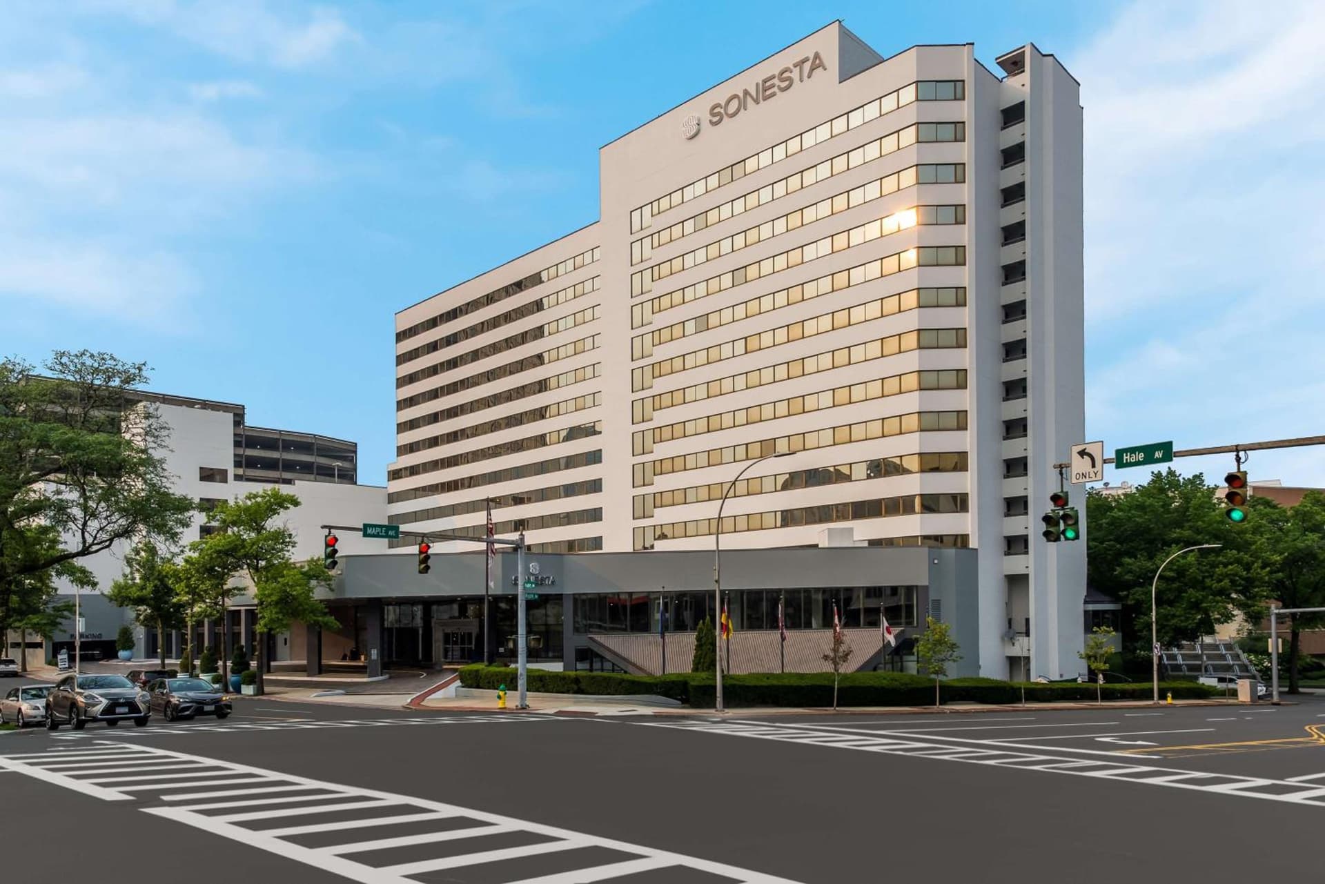 Sonesta White Plains Downtown interior in White Plains, NY — gallery photo 2