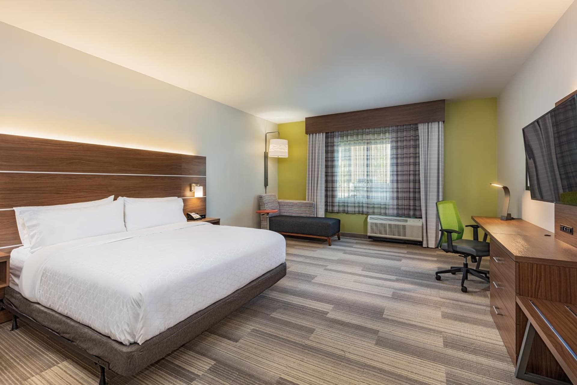 Holiday Inn Express & Suites - Moreno Valley - Riverside by IHG gallery photo in Moreno Valley, CA — image 17