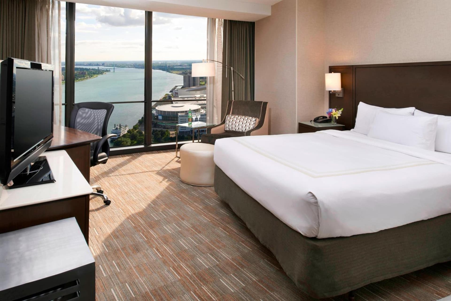 Detroit Marriott at the Renaissance Center gallery photo in Detroit, MI — image 54