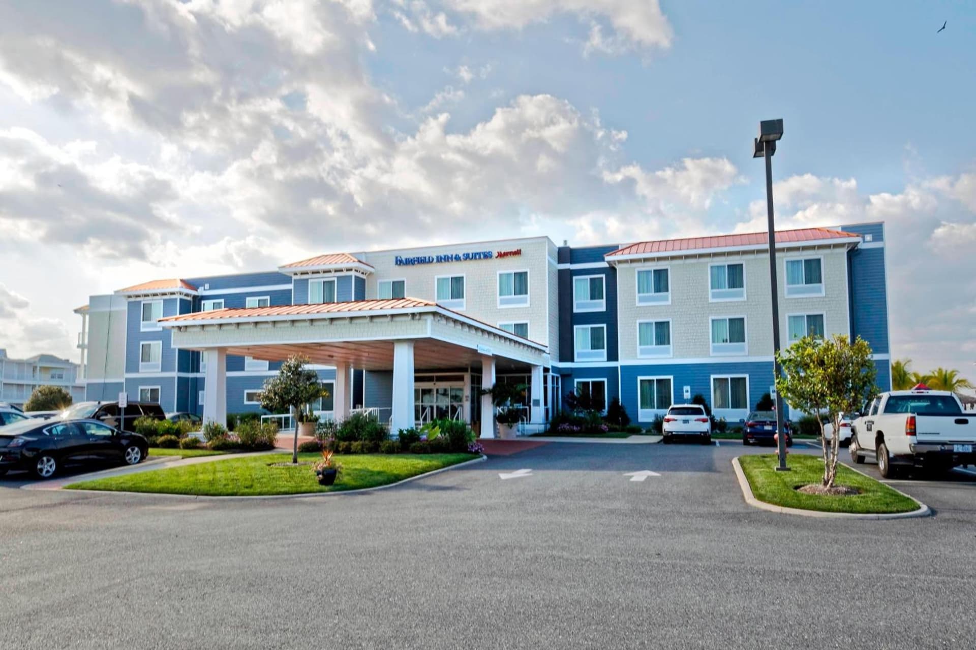 Fairfield Inn & Suites by Marriott Chincoteague Island Waterfront interior in Chincoteague, VA — gallery photo 2