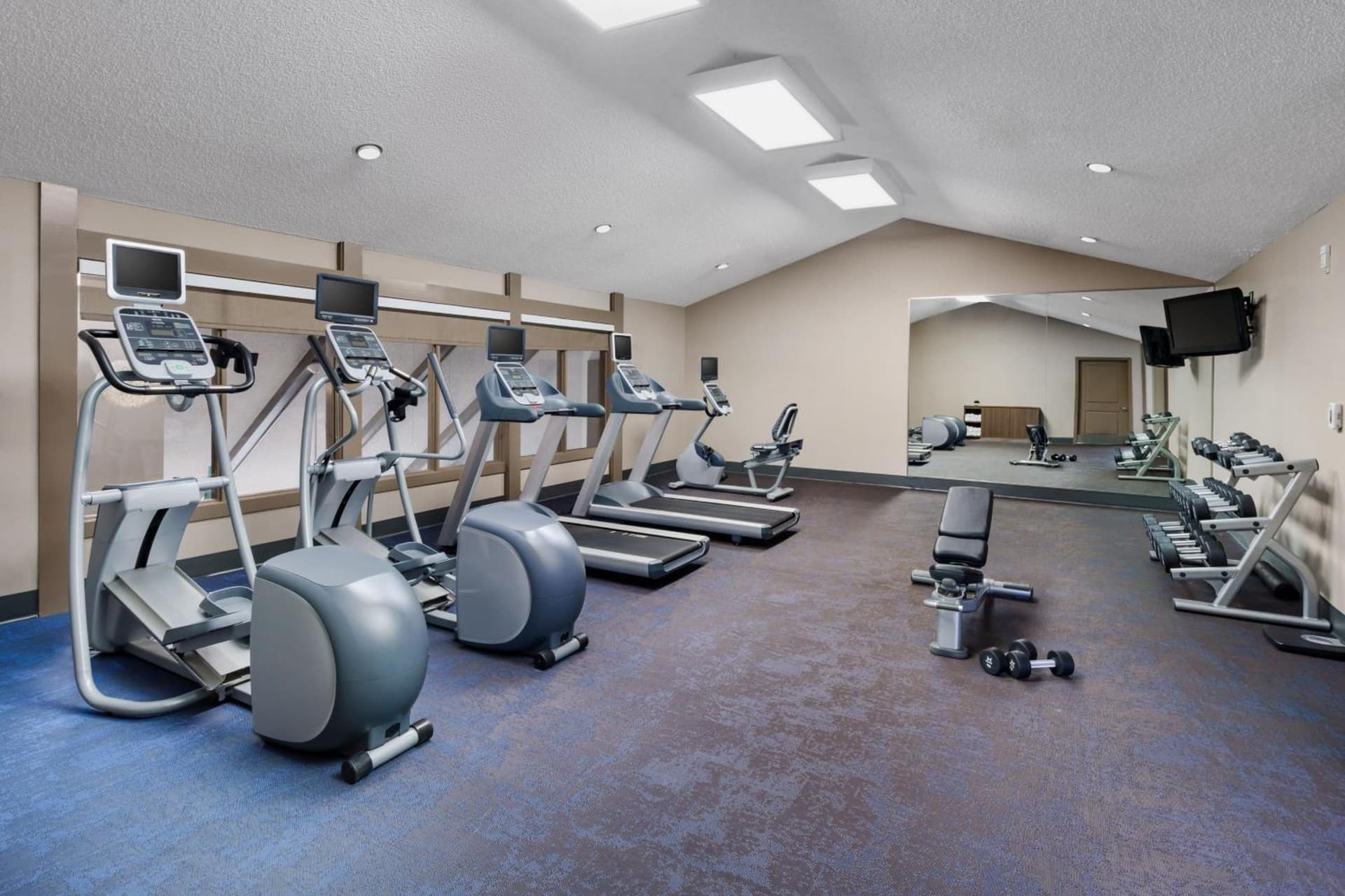 Residence Inn by Marriott Fremont Silicon Valley gallery photo in Fremont, CA — image 6
