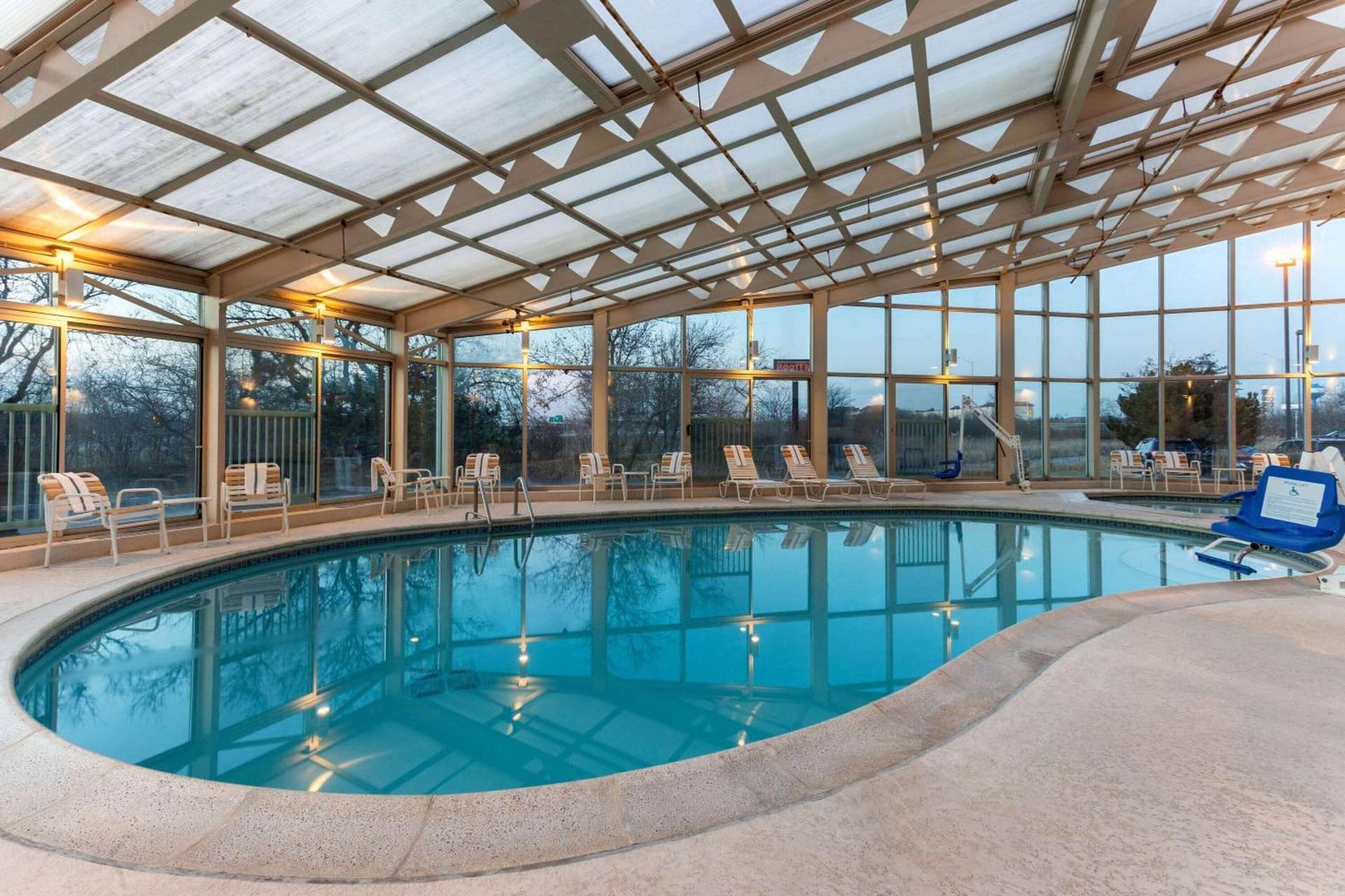La Quinta by Wyndham Chicago Gurnee gallery photo in Gurnee, IL — image 24