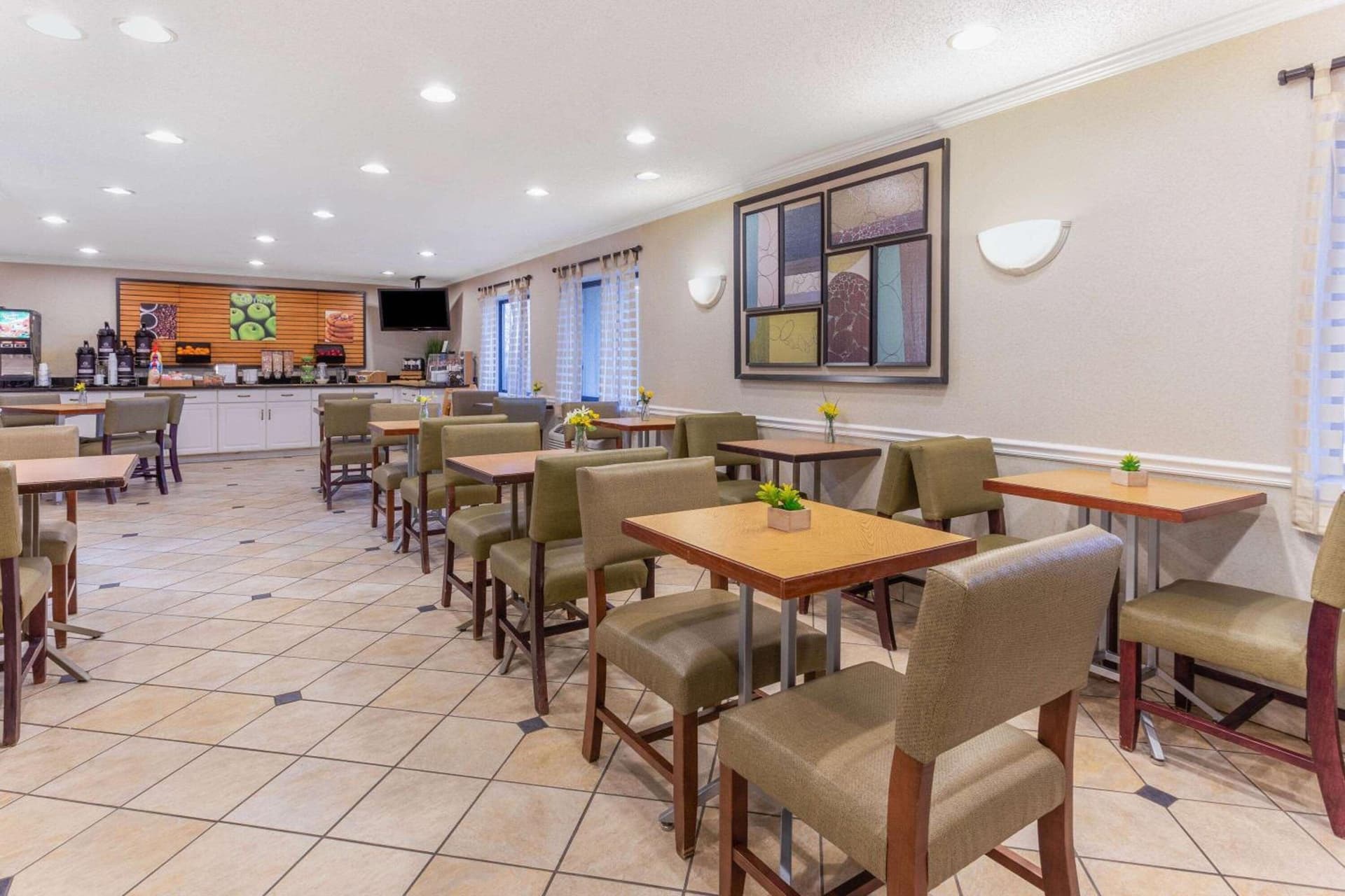 La Quinta by Wyndham Chicago Gurnee gallery photo in Gurnee, IL — image 15