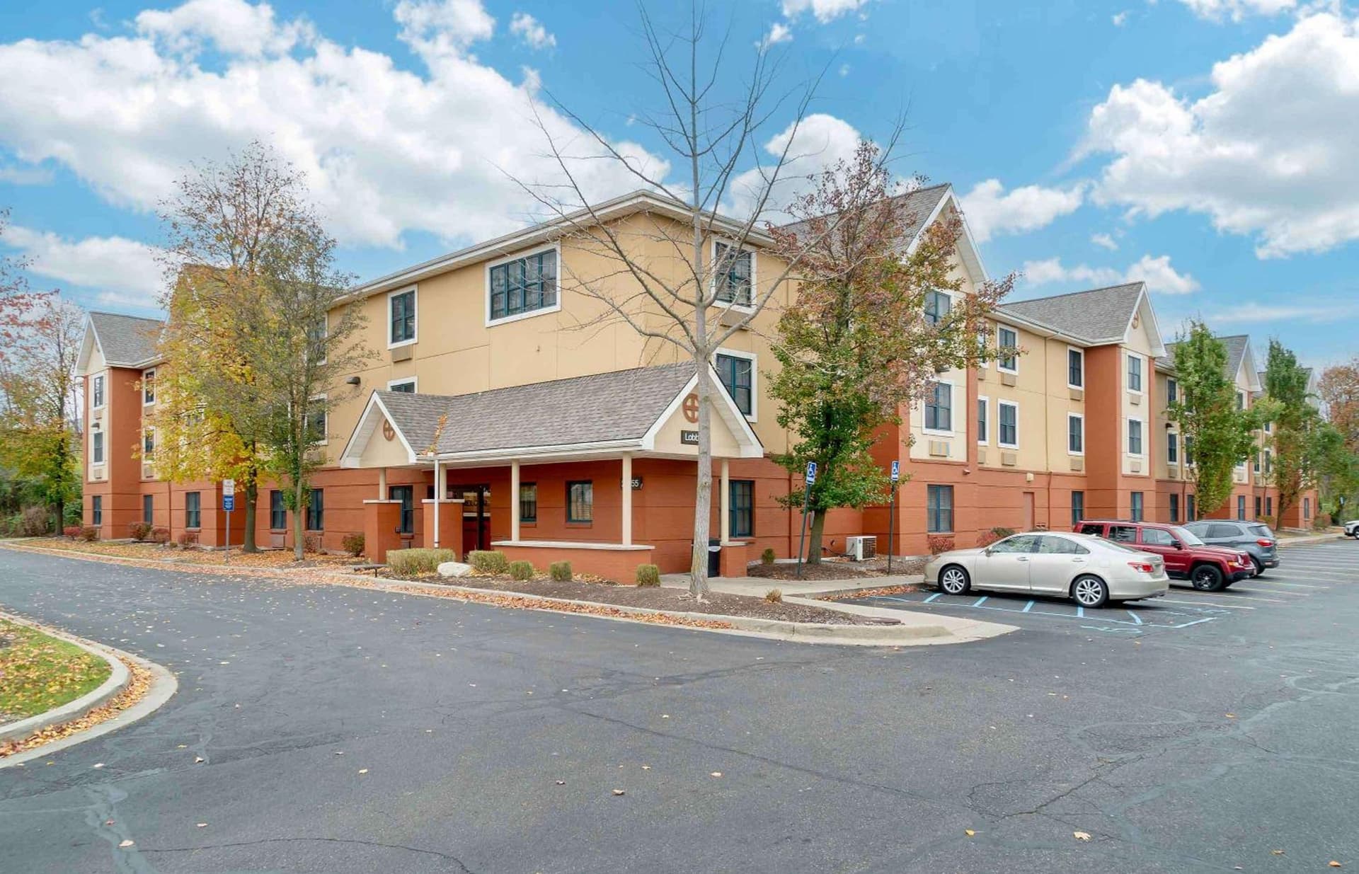 Extended Stay America Select Suites - Detroit - Novi - Haggerty Road — hotel in Northville, Michigan