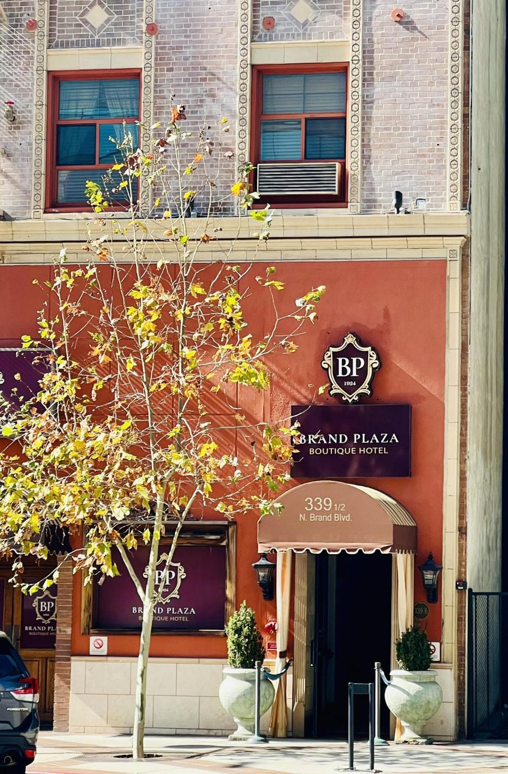 Brand Plaza Hotel — hotel in Glendale, California