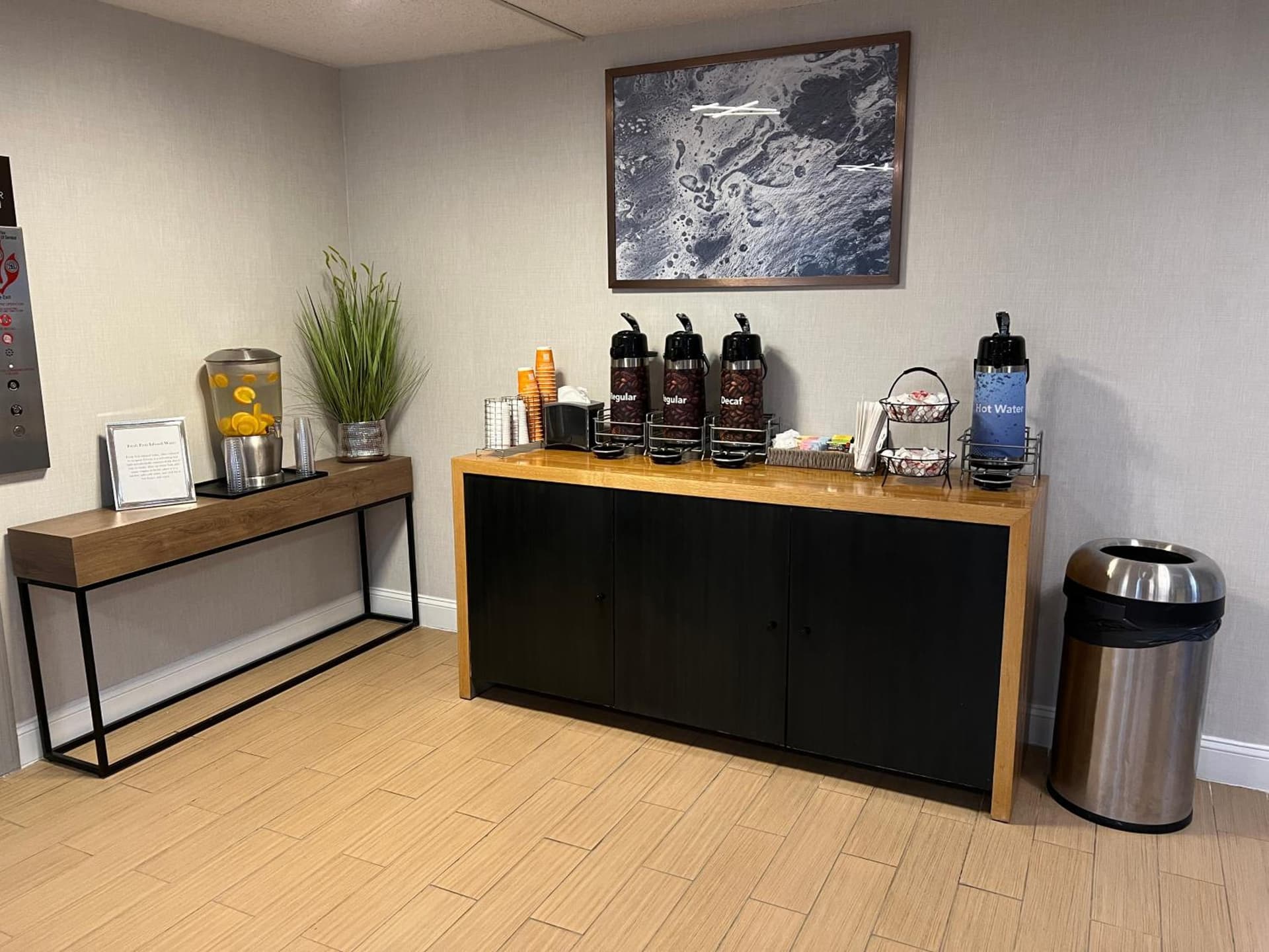 Comfort Inn & Suites Danbury-Bethel gallery photo in Danbury, CT — image 62