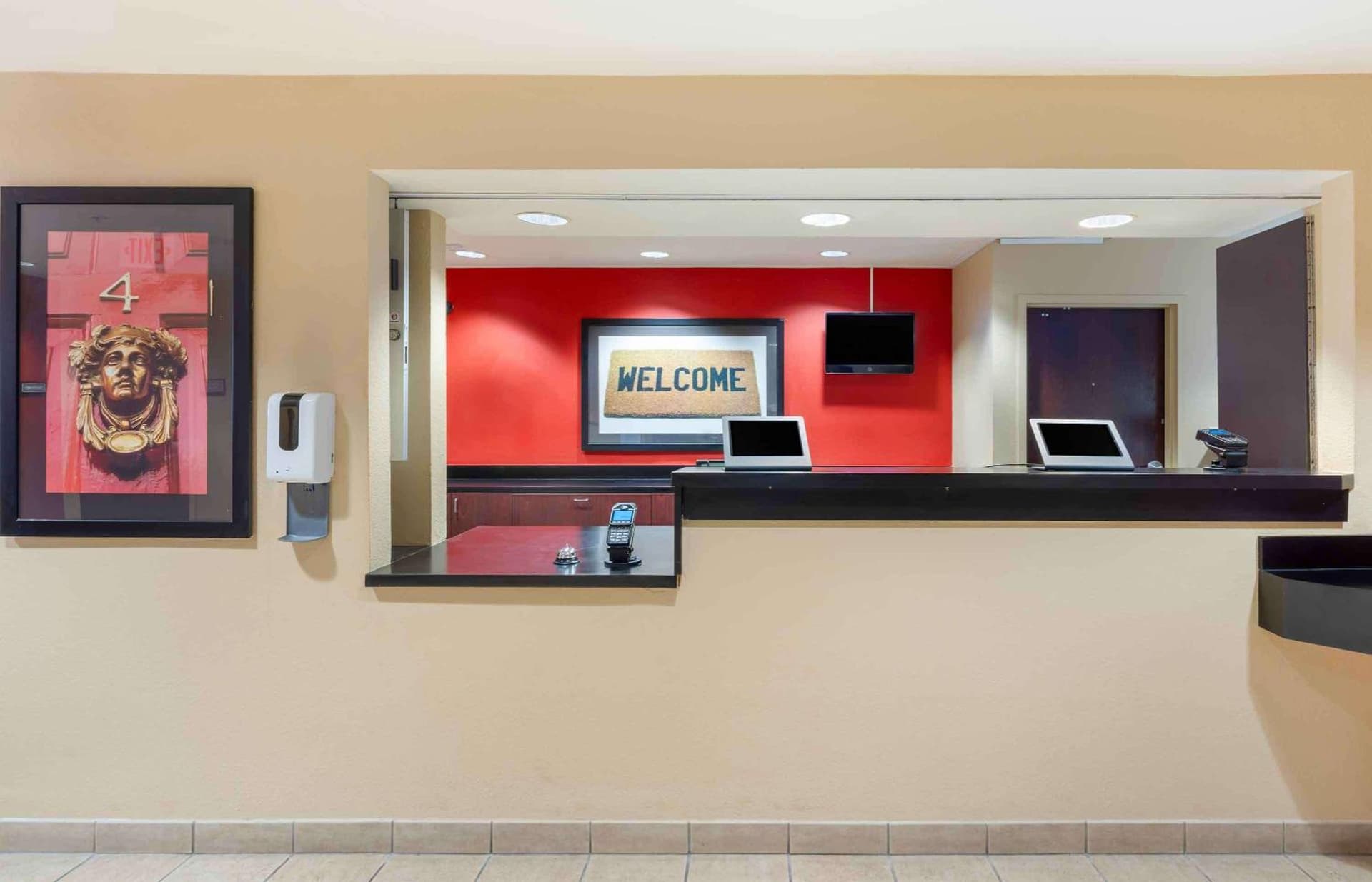Extended Stay America Suites - Fairfield - Napa Valley property views in Fairfield, CA — gallery photo 3