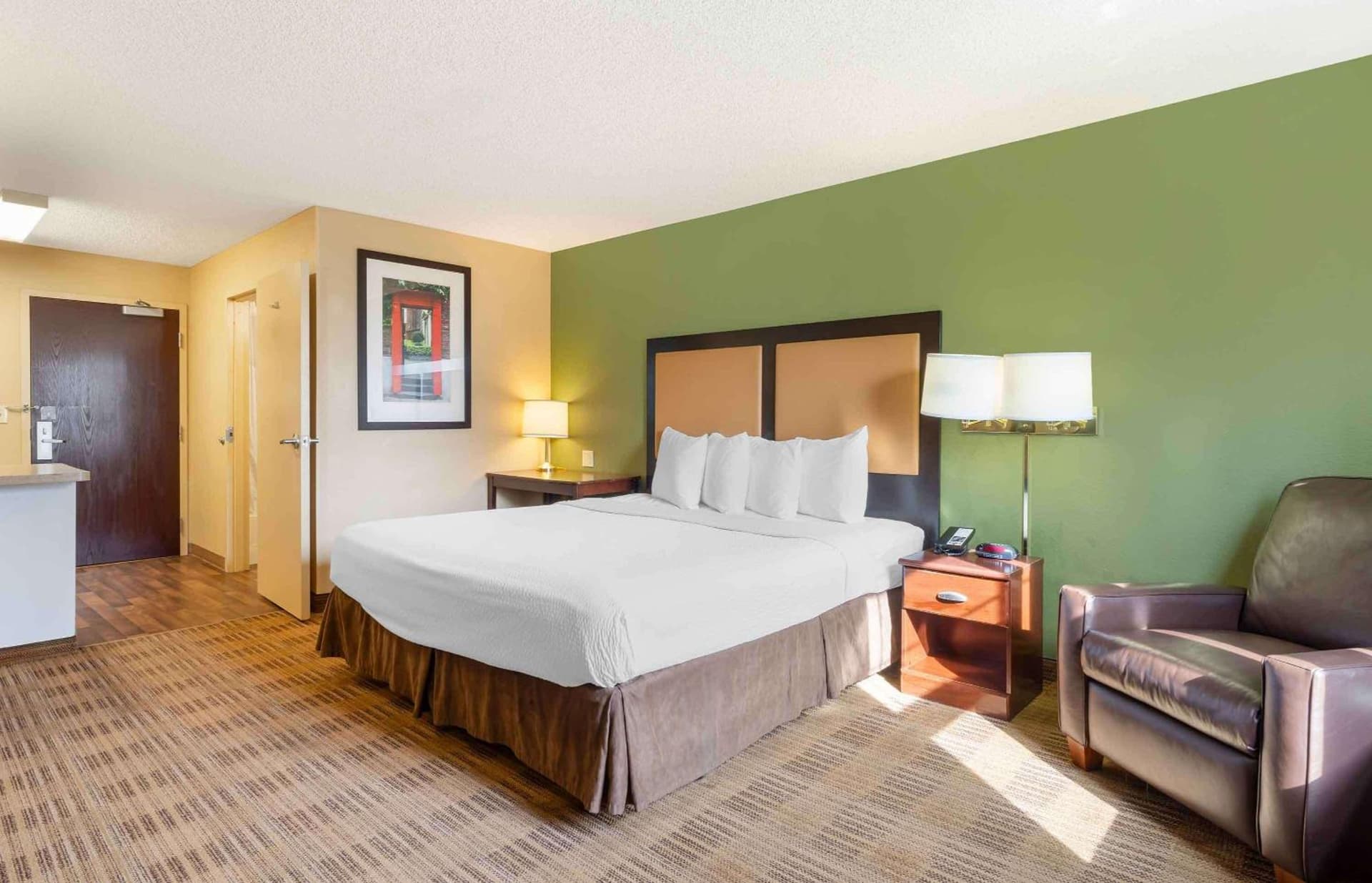 Extended Stay America Suites - Fairfield - Napa Valley gallery photo in Fairfield, CA — image 10