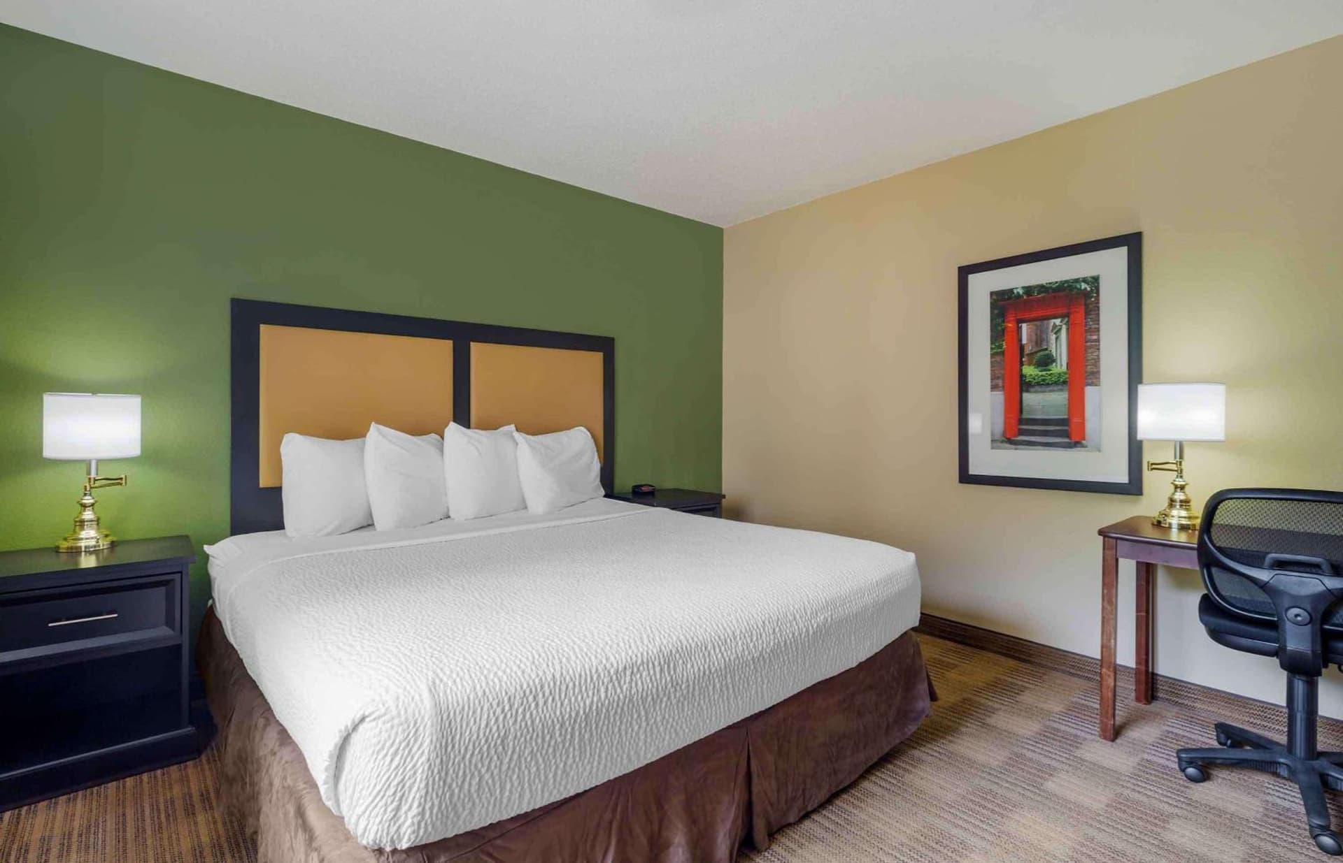 Extended Stay America Suites - Fairfield - Napa Valley gallery photo in Fairfield, CA — image 15
