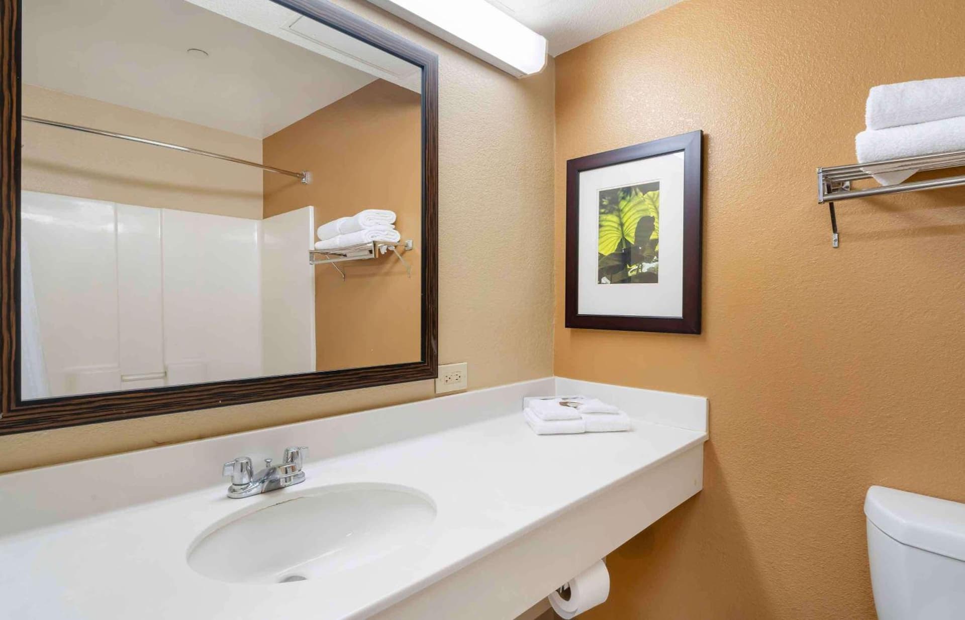 Extended Stay America Suites - Fairfield - Napa Valley gallery photo in Fairfield, CA — image 23