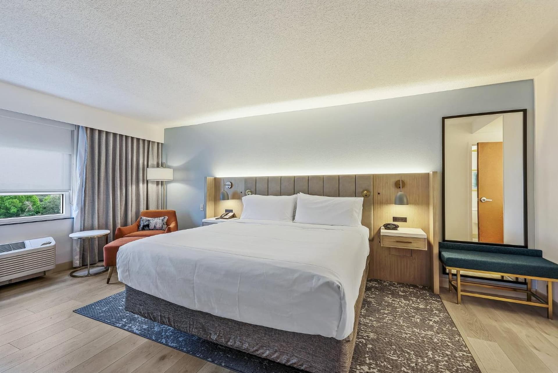 Crowne Plaza Ft Myers Gulf Coast by IHG gallery photo in Fort Myers, FL — image 41