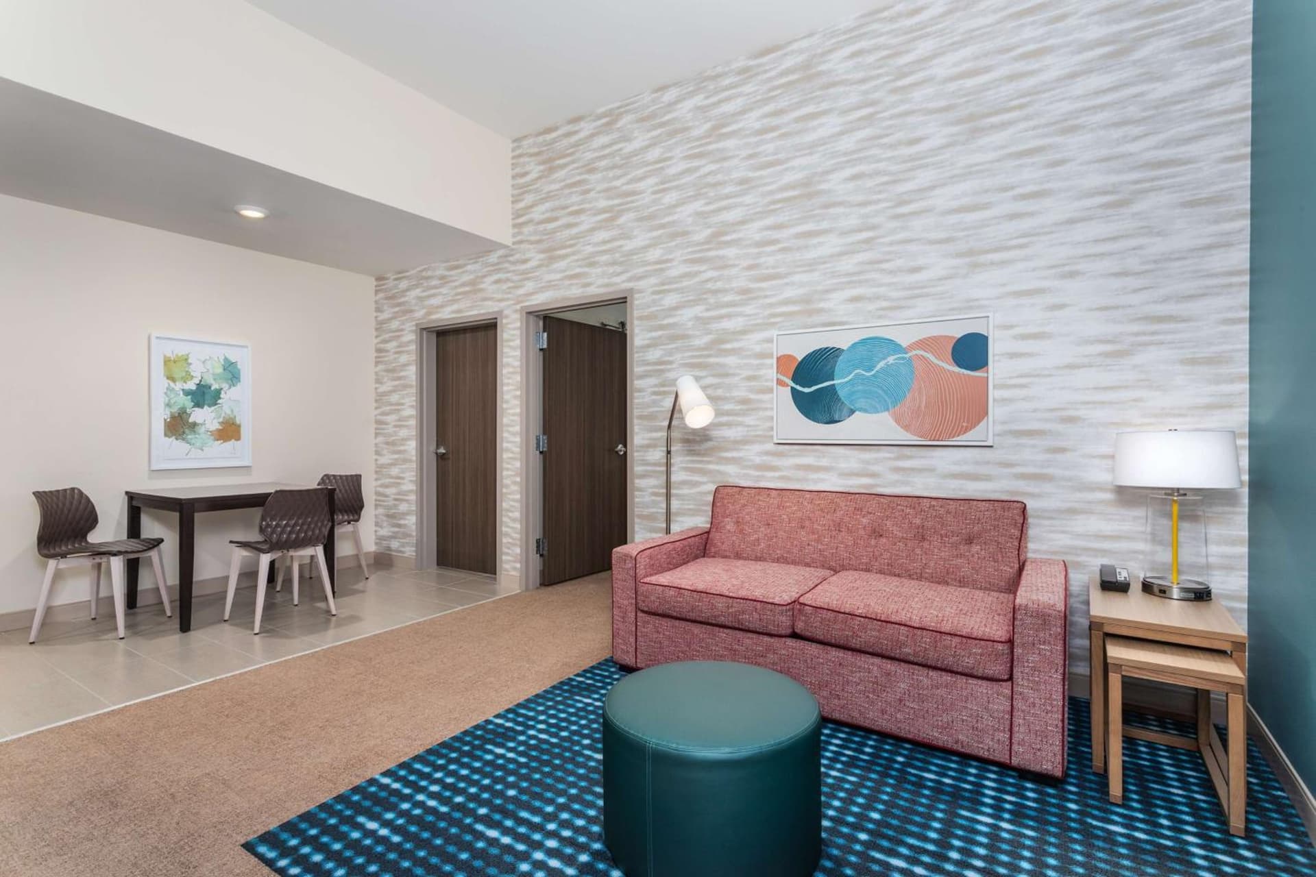 Home2 Suites By Hilton Cedar Rapids Westdale property views in Cedar Rapids, IA — gallery photo 3