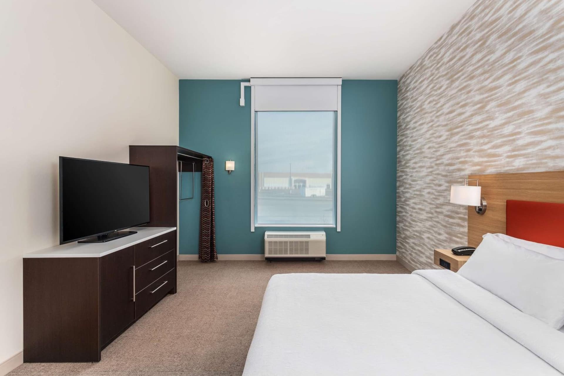 Home2 Suites By Hilton Cedar Rapids Westdale gallery photo in Cedar Rapids, IA — image 12