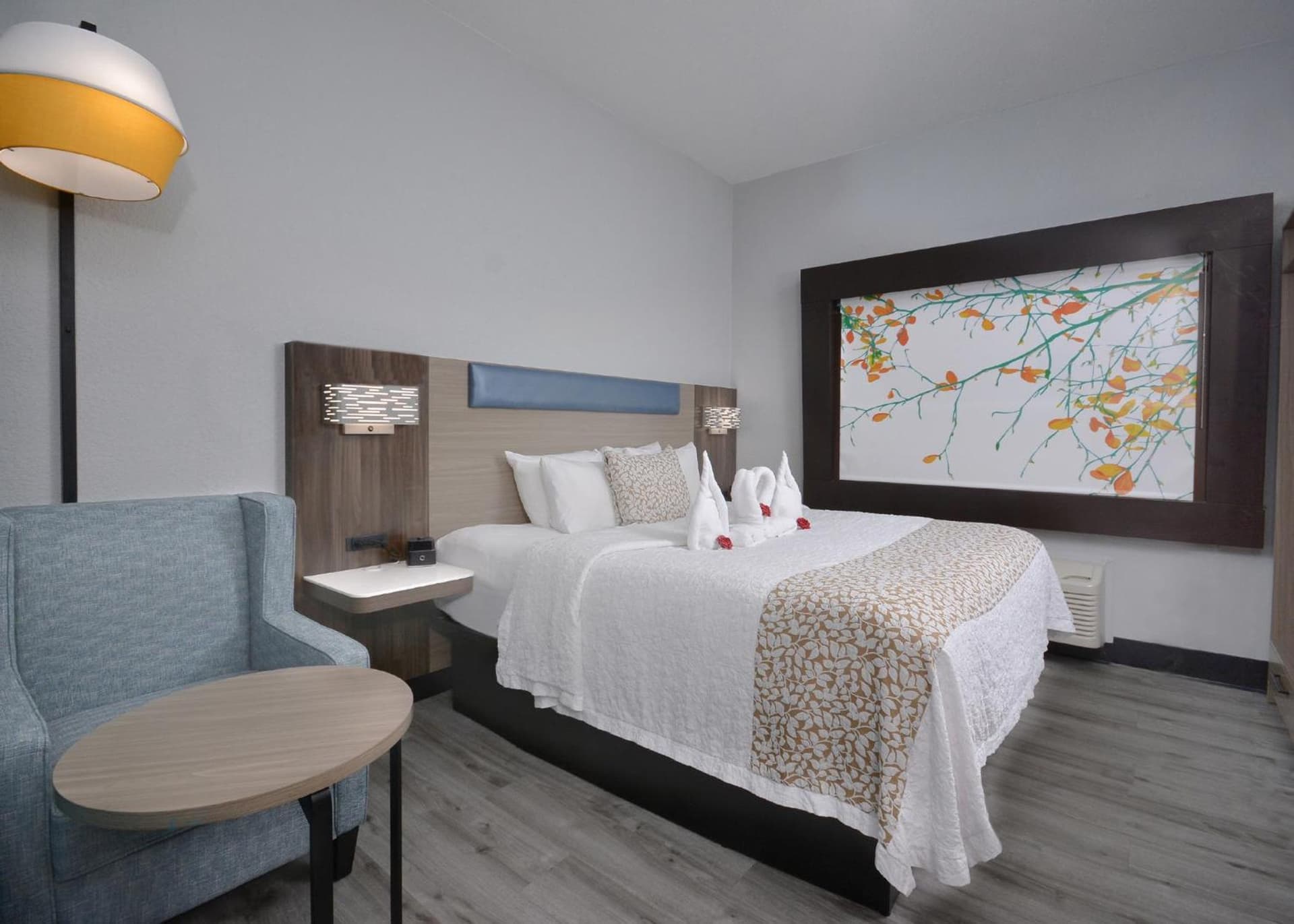 Brookstone Lodge near Biltmore Village, an Ascend Collection Hotel interior in Asheville, NC — gallery photo 2