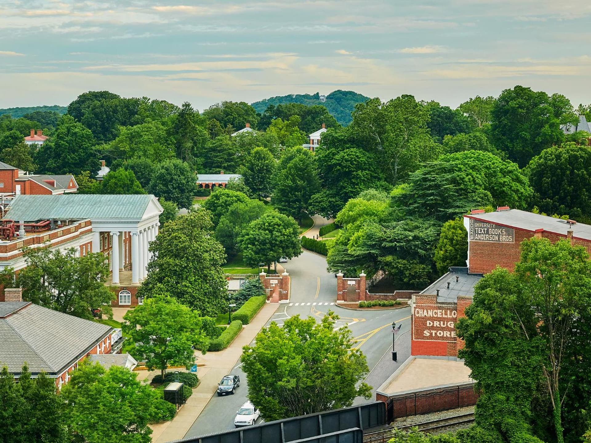 Graduate by Hilton Charlottesville gallery photo in Charlottesville, VA — image 75