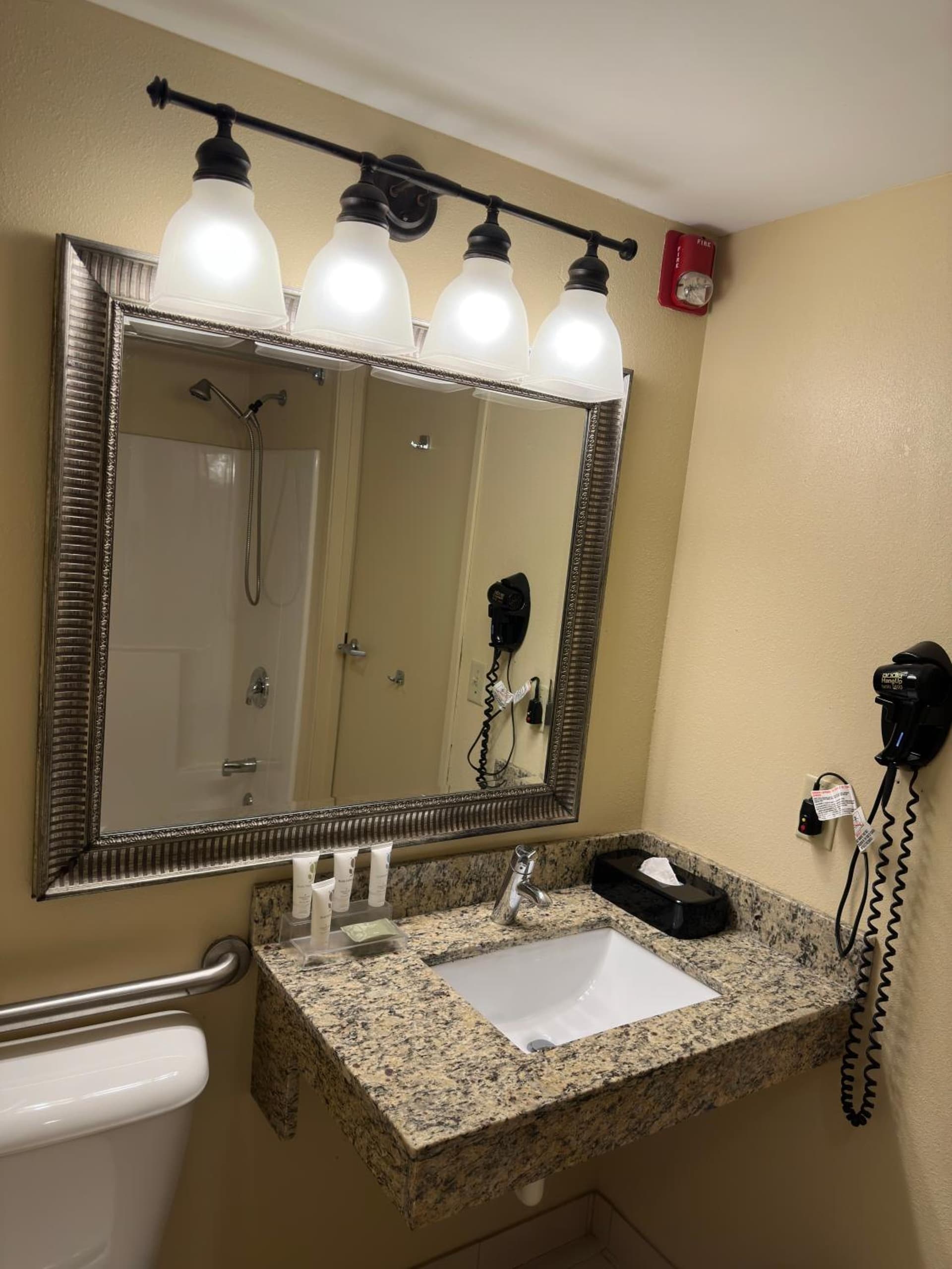 Country Inn & Suites by Radisson, Macedonia, OH gallery photo in Macedonia, OH — image 20