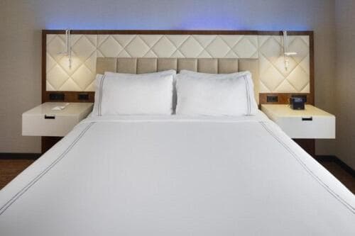 EVEN Hotel New York - Midtown East by IHG property views in New York, NY — gallery photo 3