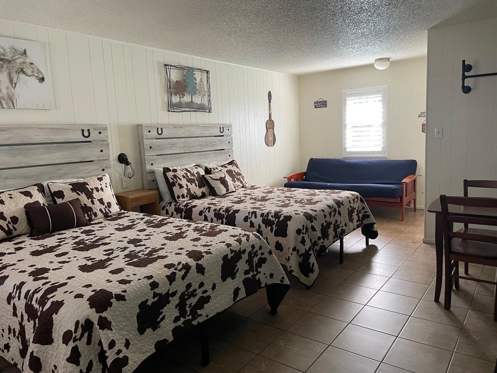 Horseshoe Riverside Lodge gallery photo in Canyon Lake, TX — image 28