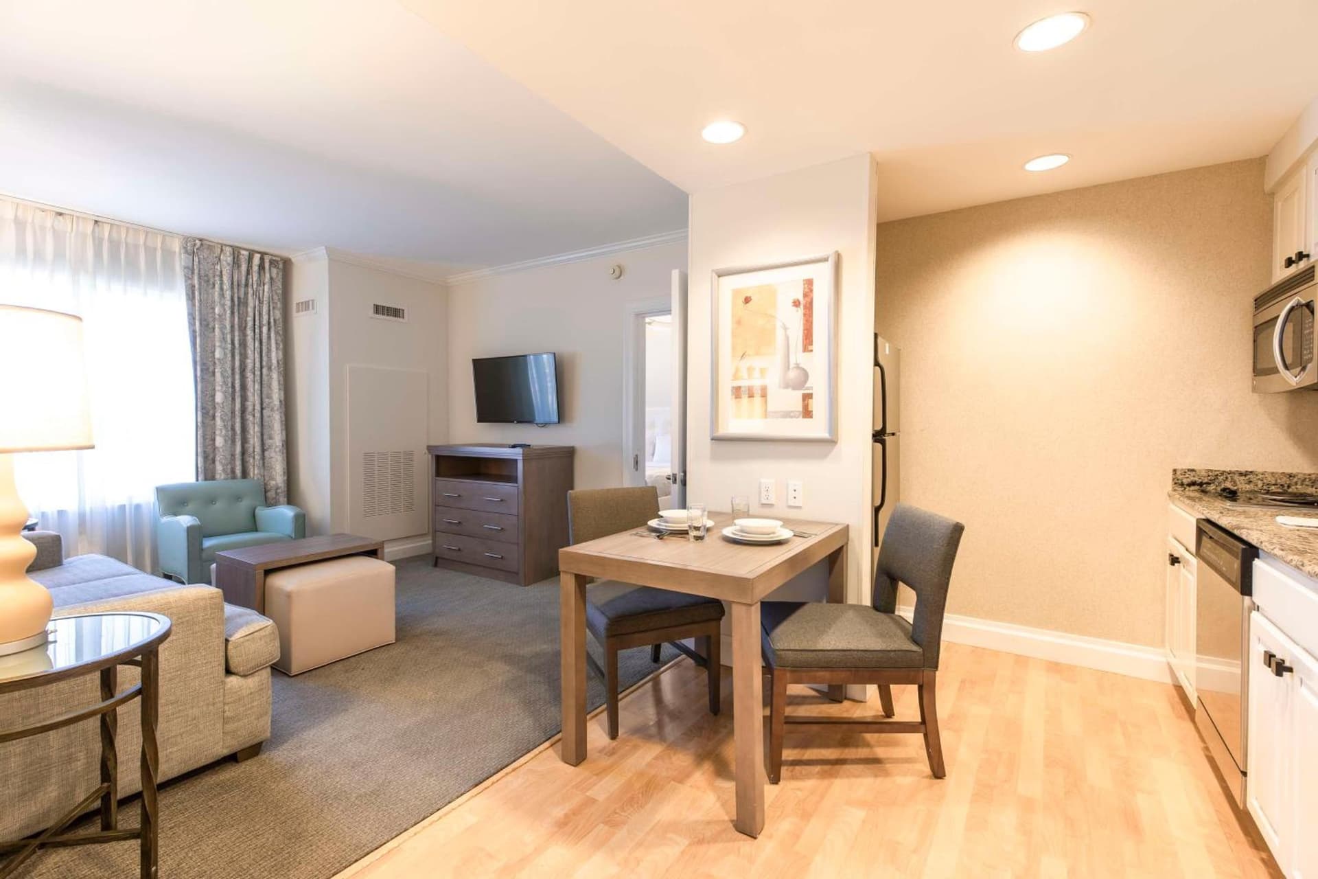 Homewood Suites by Hilton Palm Beach Gardens gallery photo in Palm Beach Gardens, FL — image 26