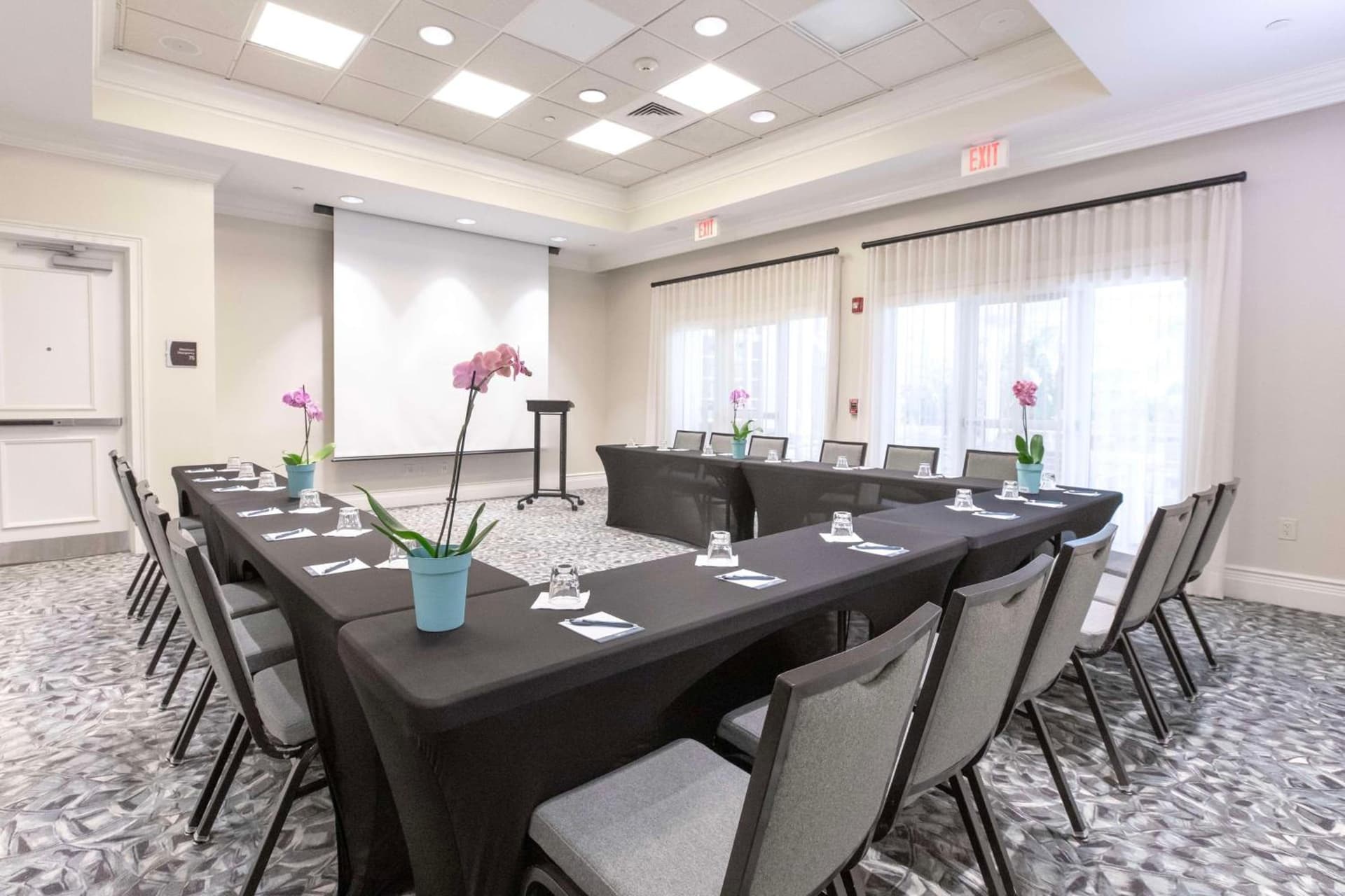 Homewood Suites by Hilton Palm Beach Gardens gallery photo in Palm Beach Gardens, FL — image 18