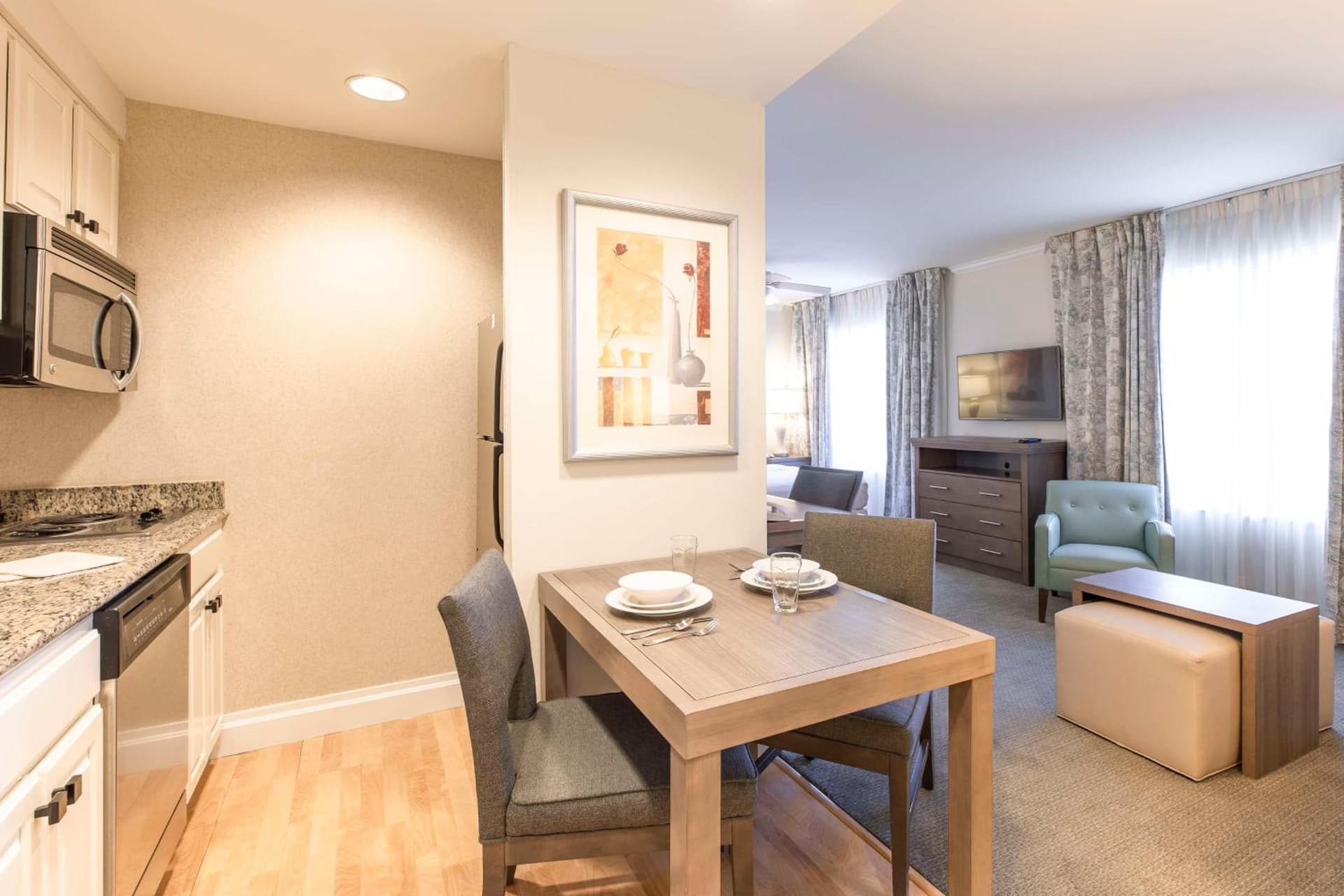 Homewood Suites by Hilton Palm Beach Gardens property views in Palm Beach Gardens, FL — gallery photo 3