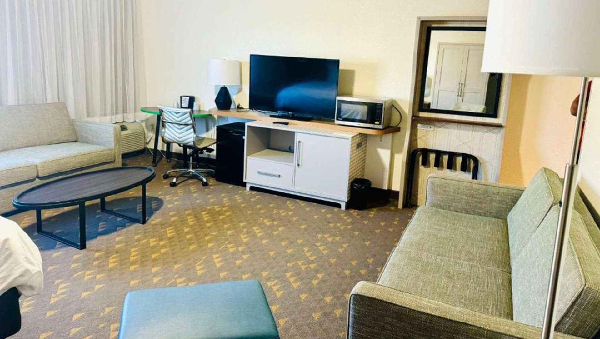 Wyndham Flint MI/Grand Blanc/Bishop Airport/Conference Ct gallery photo in Flint, MI — image 11