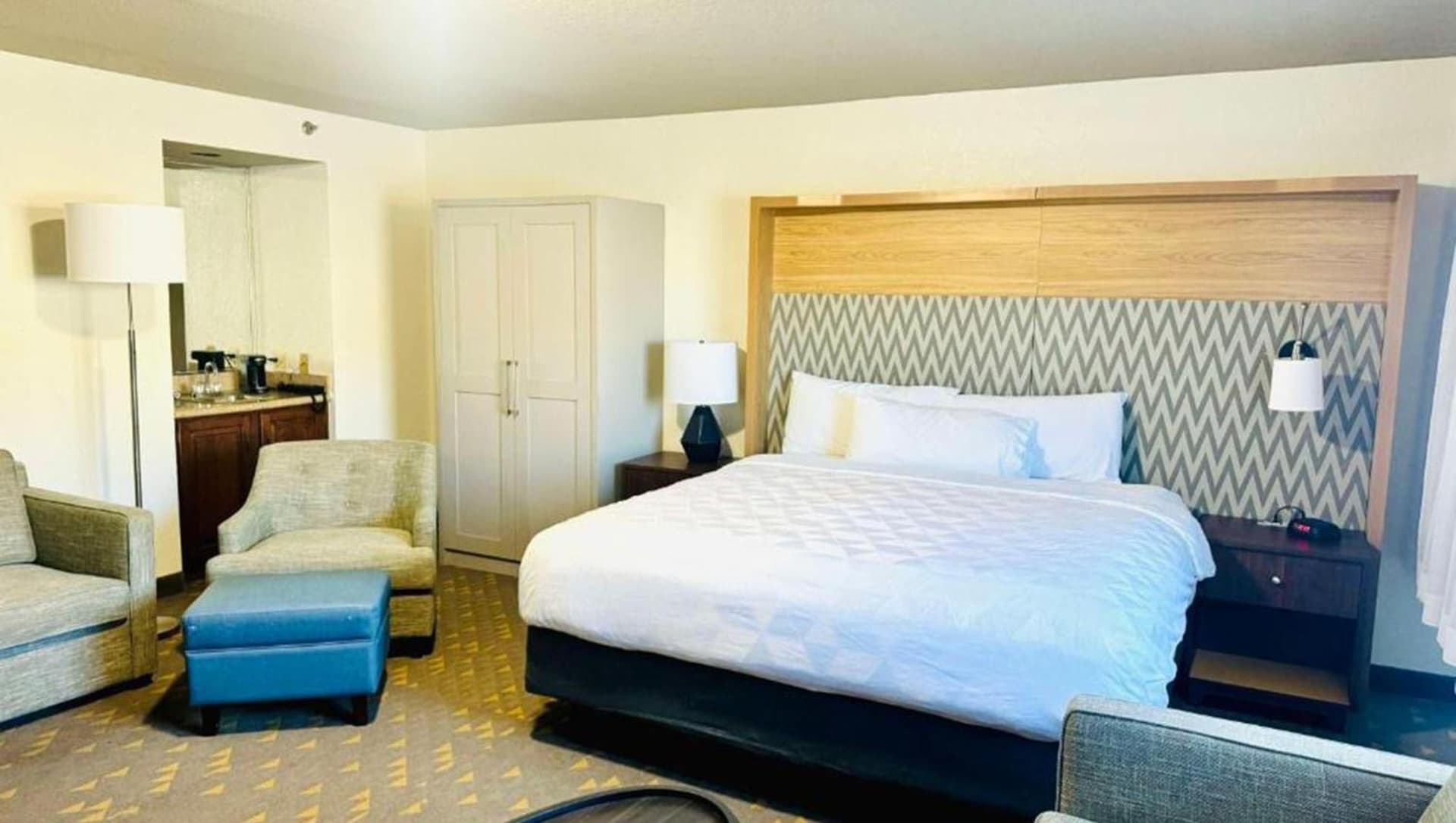 Wyndham Flint MI/Grand Blanc/Bishop Airport/Conference Ct gallery photo in Flint, MI — image 10