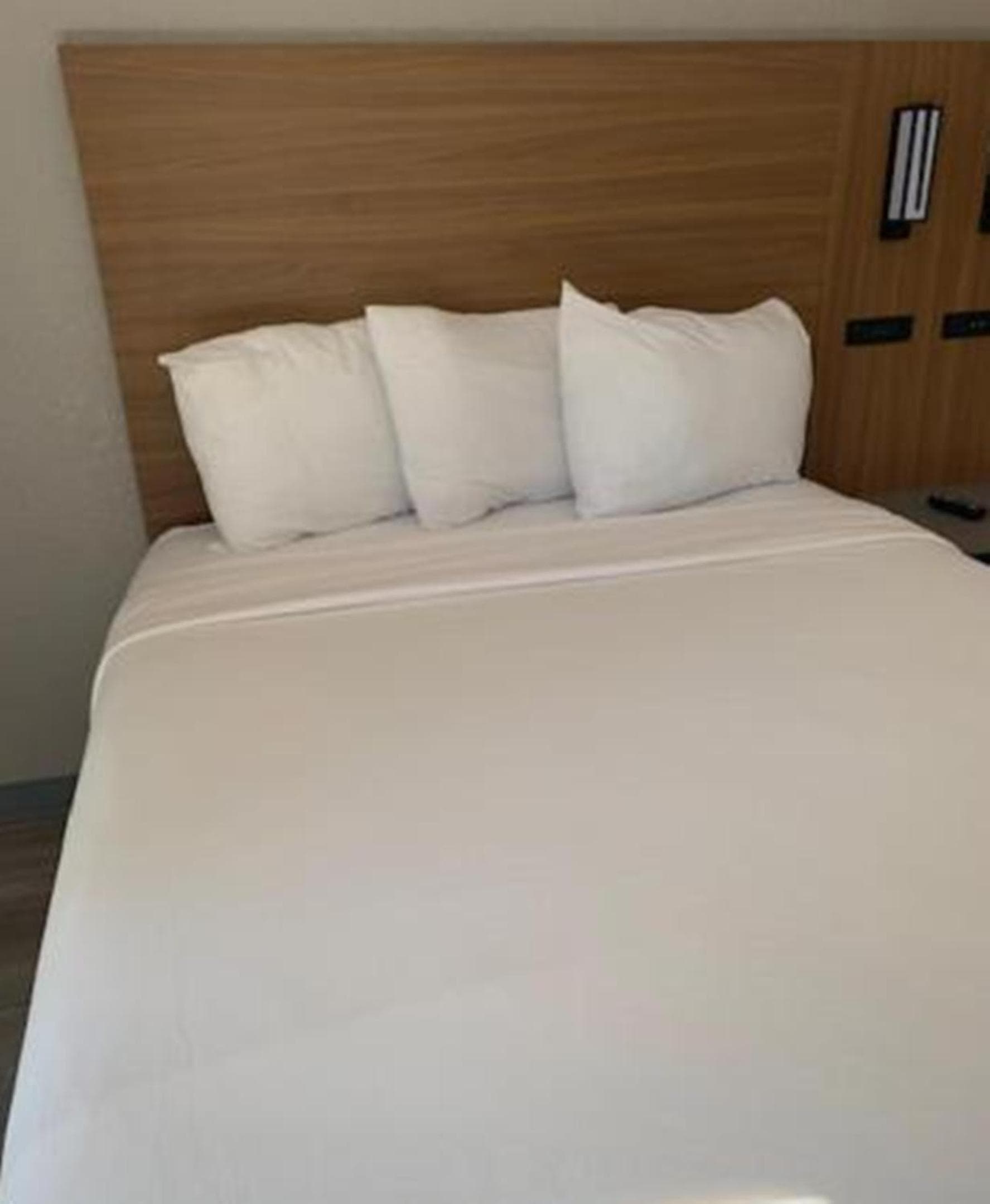 Motel 6-Santa Ana, CA gallery photo in Santa Ana, CA — image 7