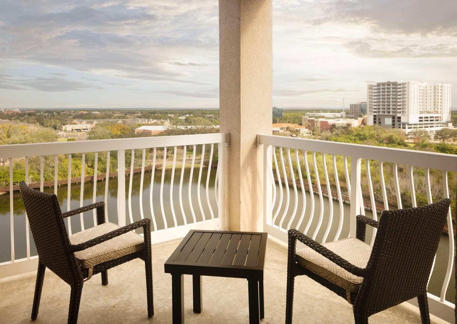 Hilton St. Petersburg Carillon Park gallery photo in St Petersburg, FL — image 17