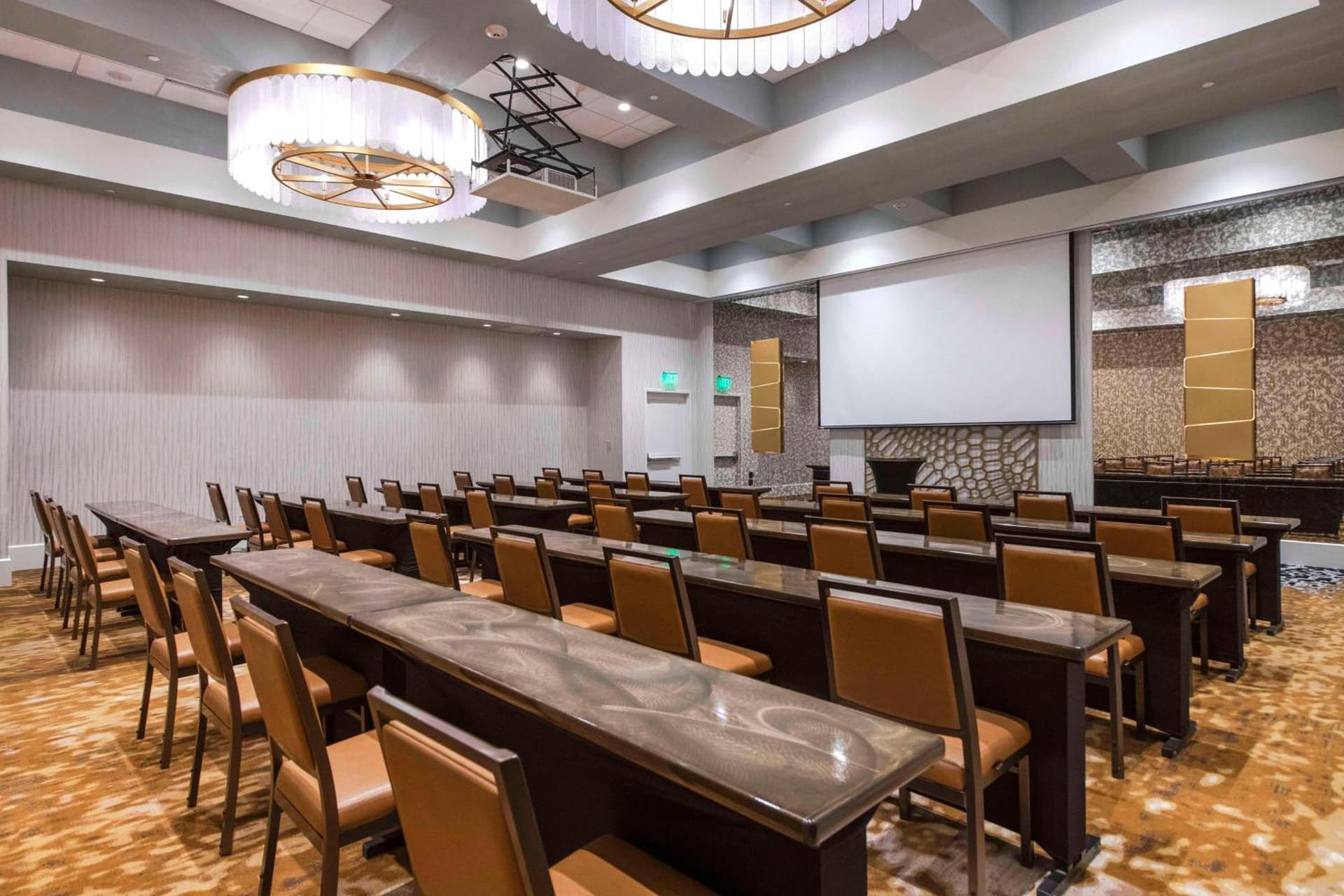 Embassy Suites by Hilton Raleigh Durham Airport Brier Creek gallery photo in Raleigh, NC — image 14