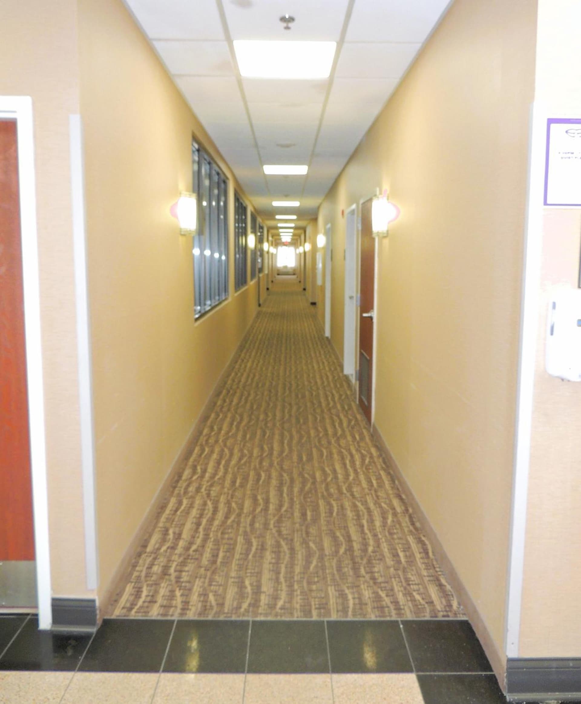 Comfort Suites Twinsburg gallery photo in Twinsburg, OH — image 52