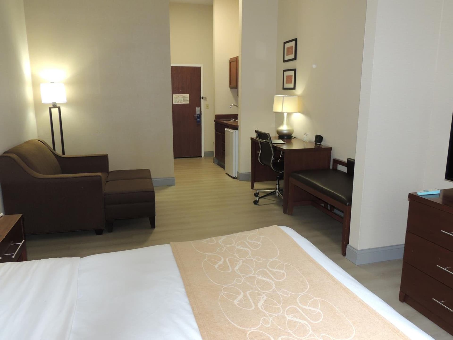Comfort Suites Twinsburg property views in Twinsburg, OH — gallery photo 3