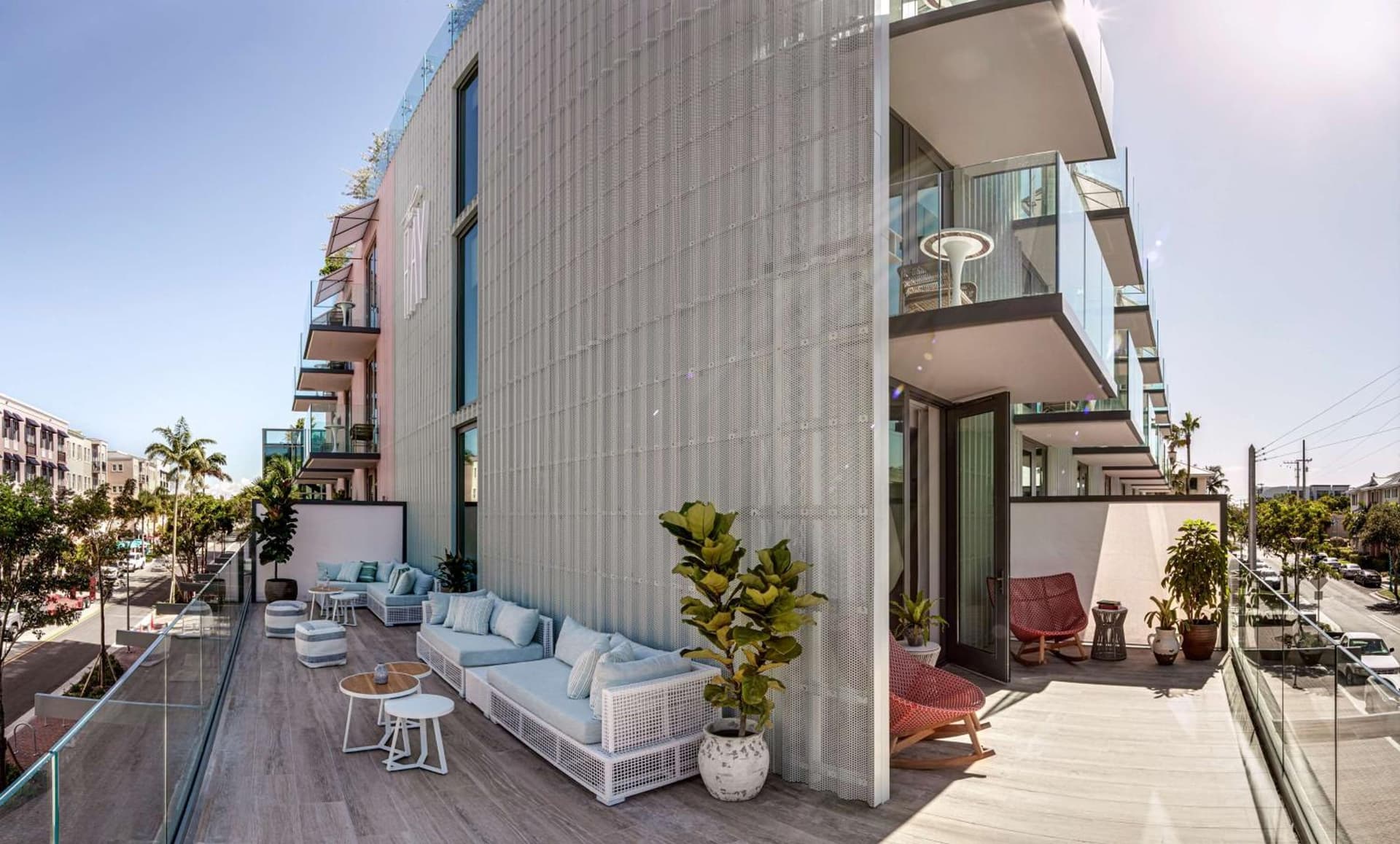 The Ray Hotel Delray Beach, Curio Collection By Hilton gallery photo in Delray Beach, FL — image 19