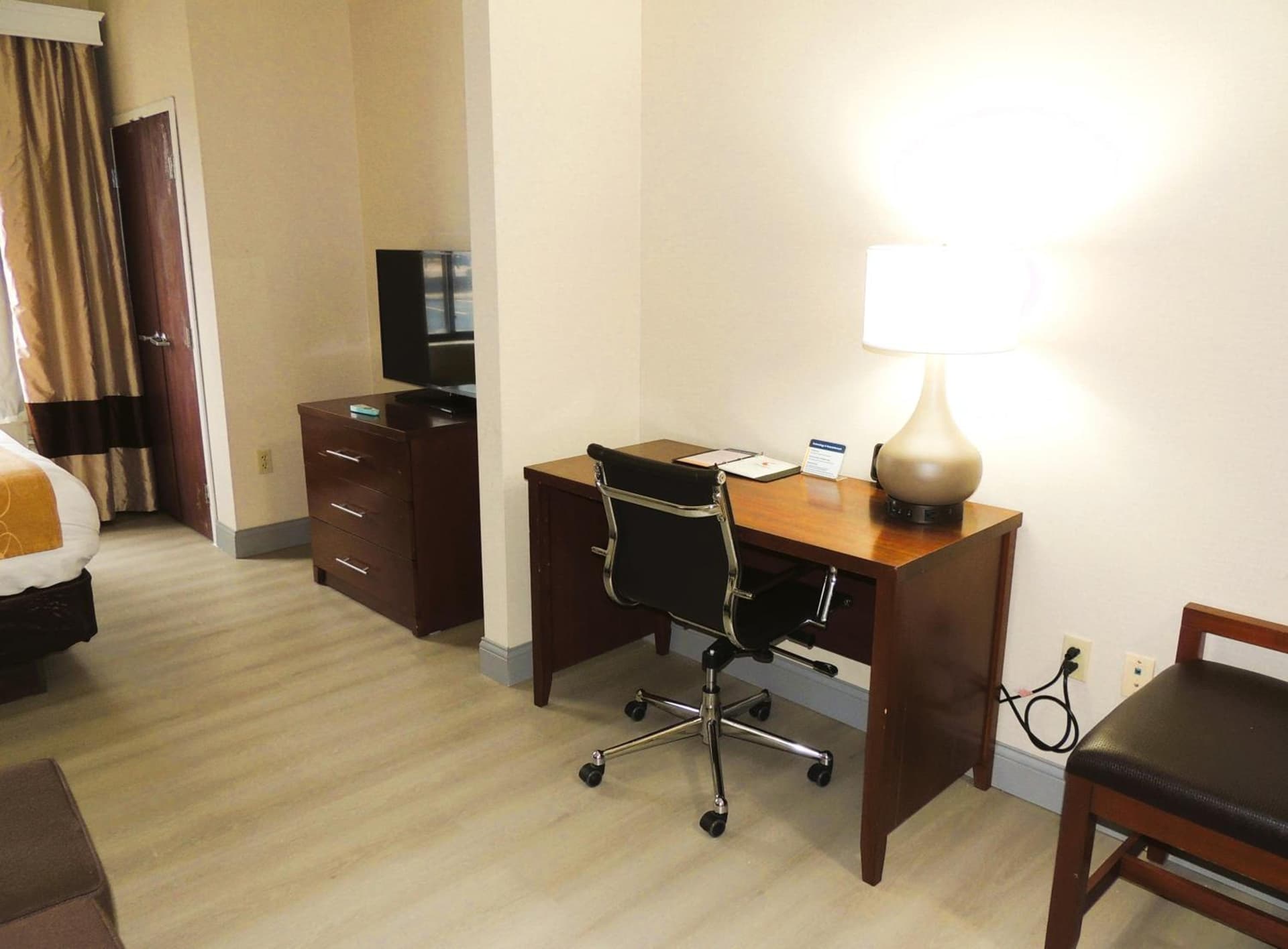 Comfort Suites Twinsburg gallery photo in Twinsburg, OH — image 41