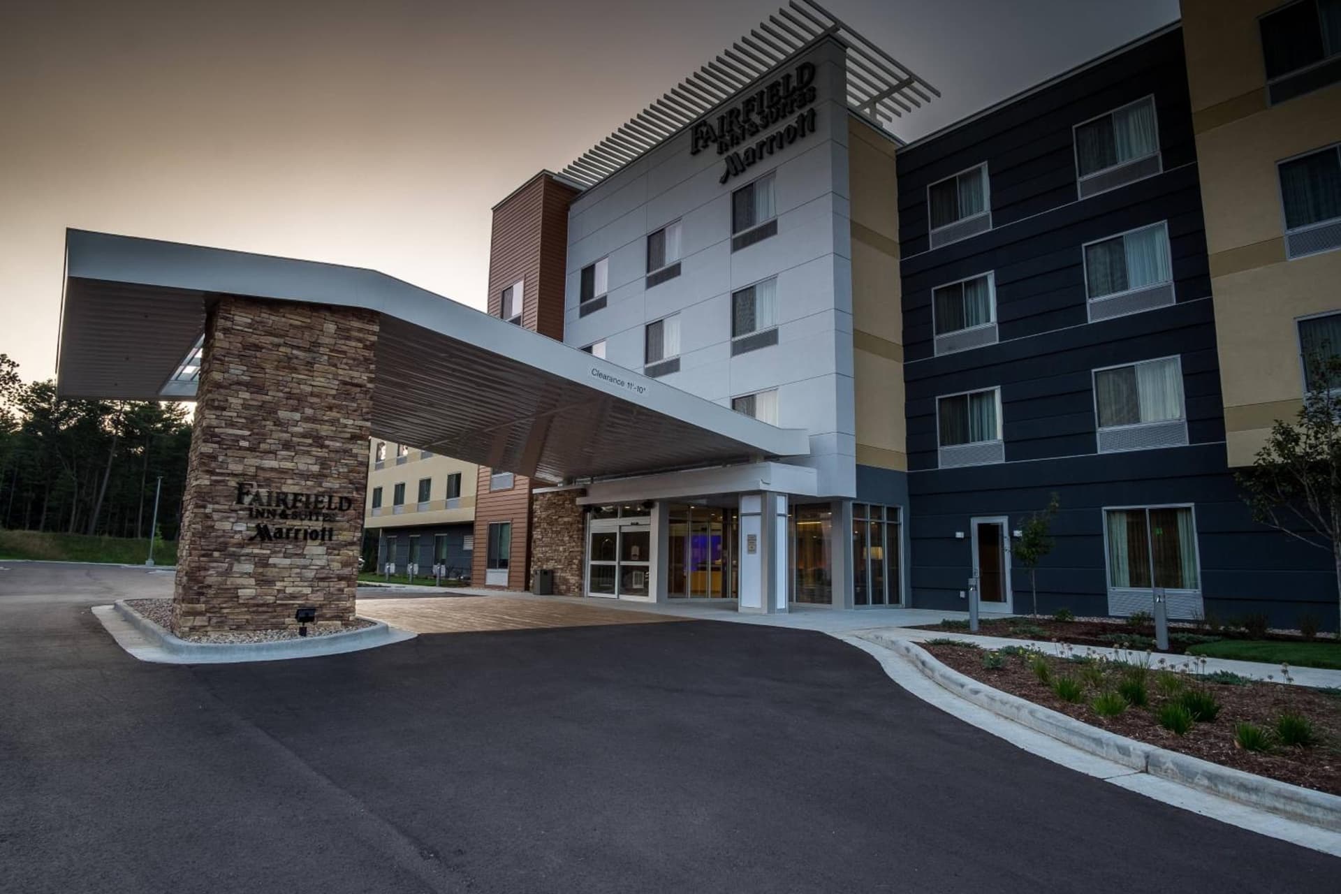 Fairfield Inn & Suites by Marriott Wisconsin Dells featured exterior or lobby in Wisconsin Dells, WI — similar hotel