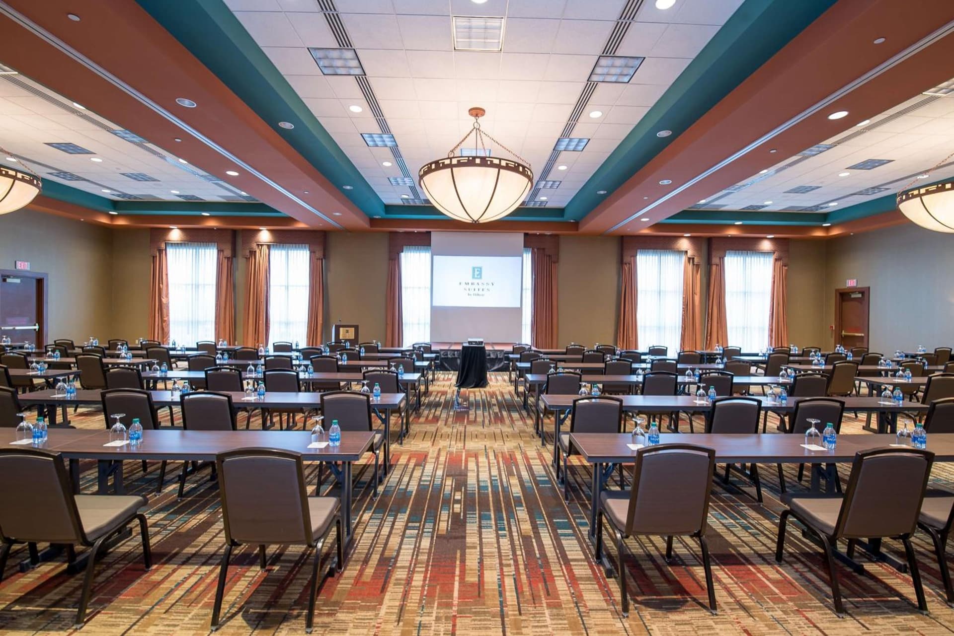 Embassy Suites by Hilton Albuquerque gallery photo in Albuquerque, NM — image 12