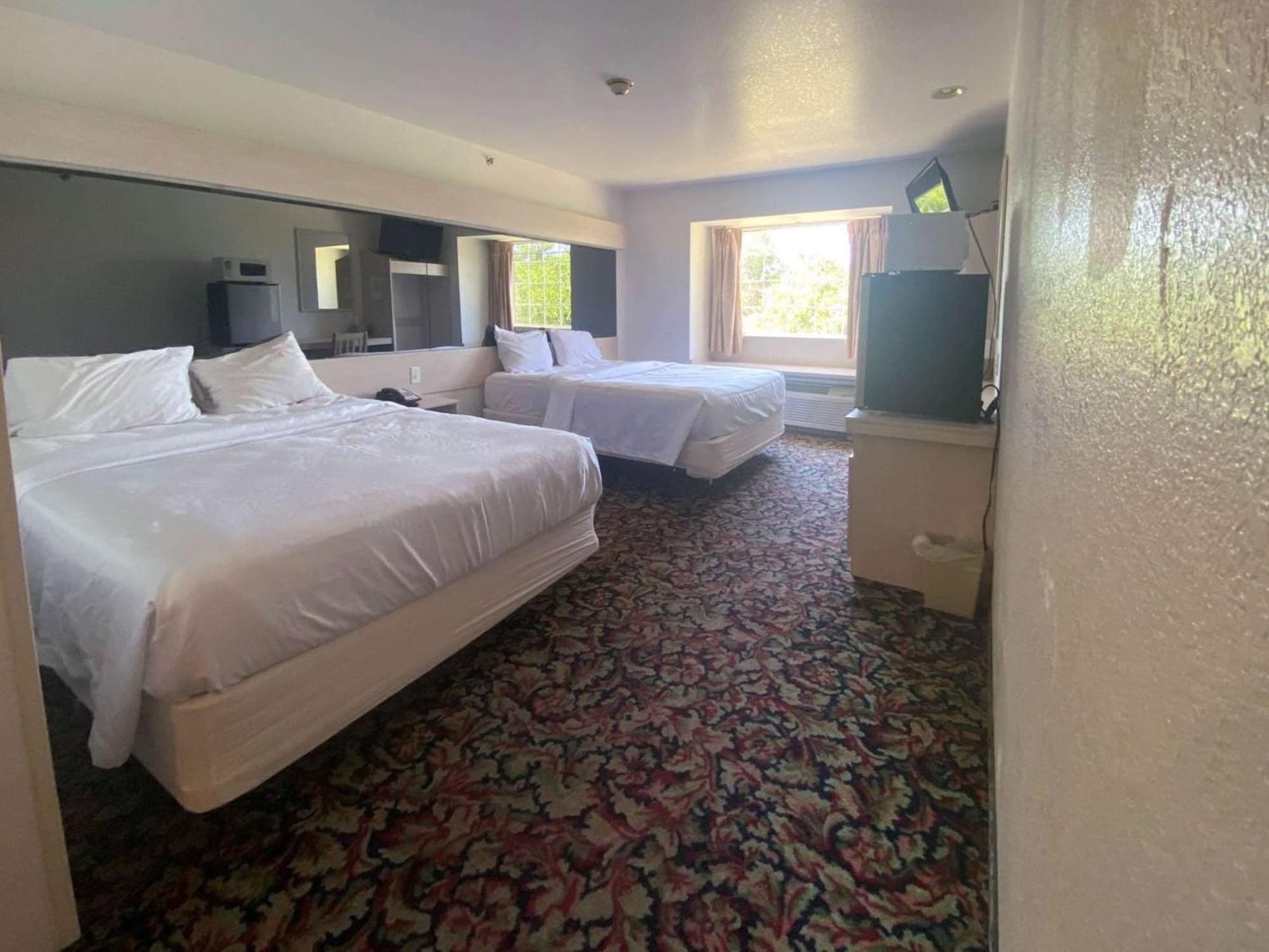 Motel 6 McAlester OK - South property views in McAlester, OK — gallery photo 3