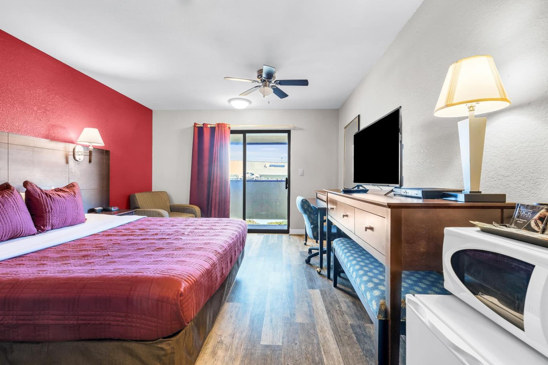 Bay Breeze Inn property views in Seaside, CA — gallery photo 3