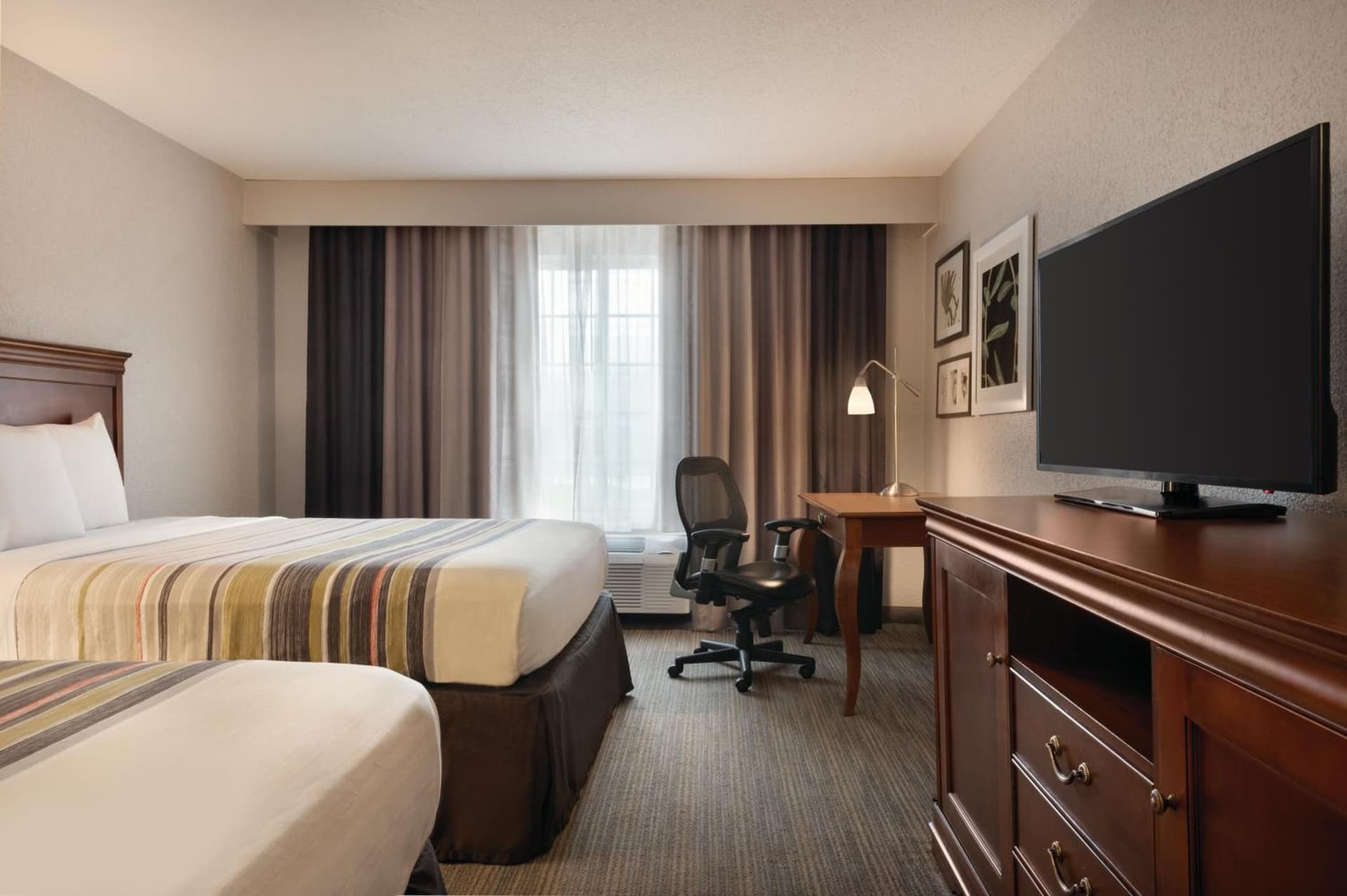 Country Inn & Suites by Radisson, Valparaiso, IN gallery photo in Valparaiso, IN — image 25