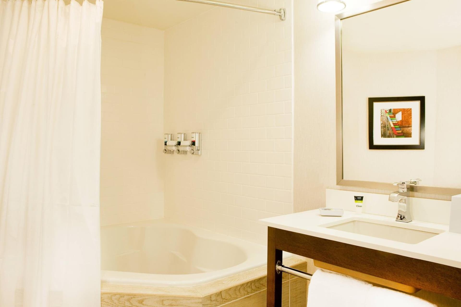 Four Points by Sheraton Newark Christiana Wilmington gallery photo in Newark, DE — image 17